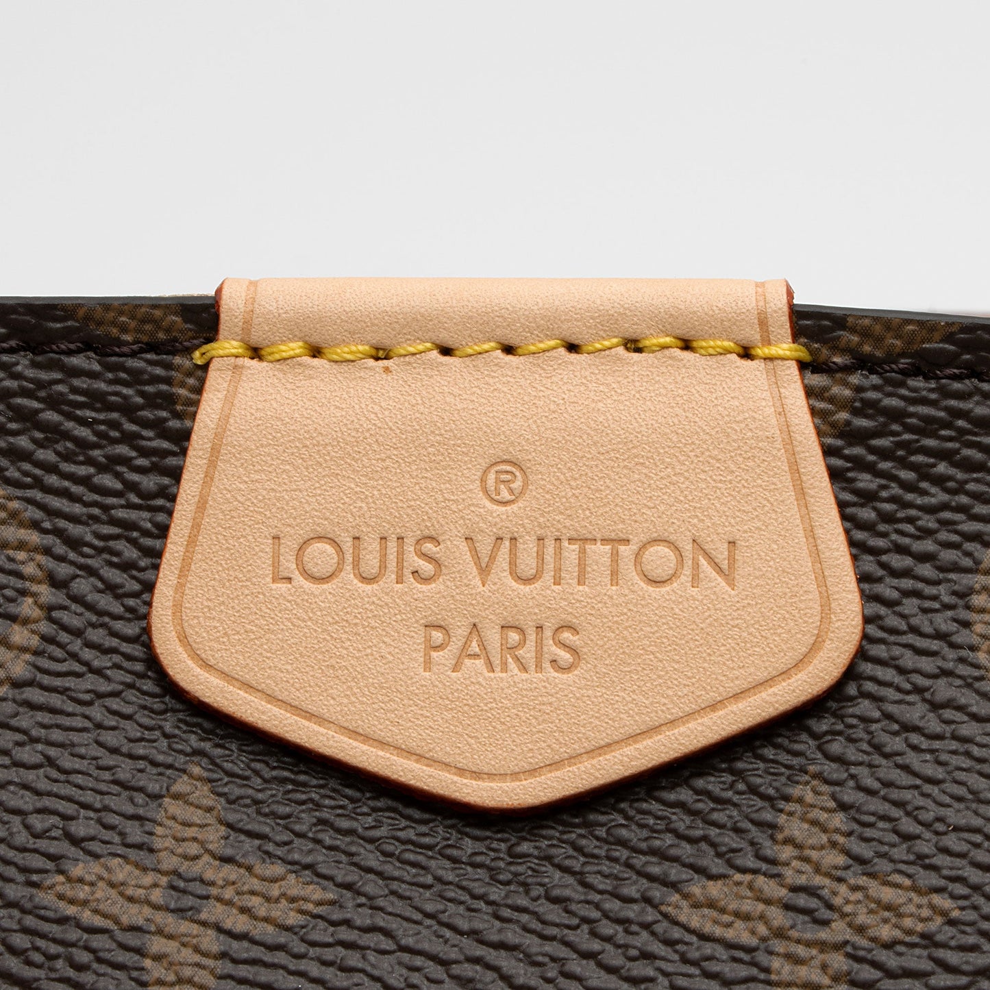 Louis Vuitton Monogram Canvas Graceful PM Hobo (SHF-jxAbZb)