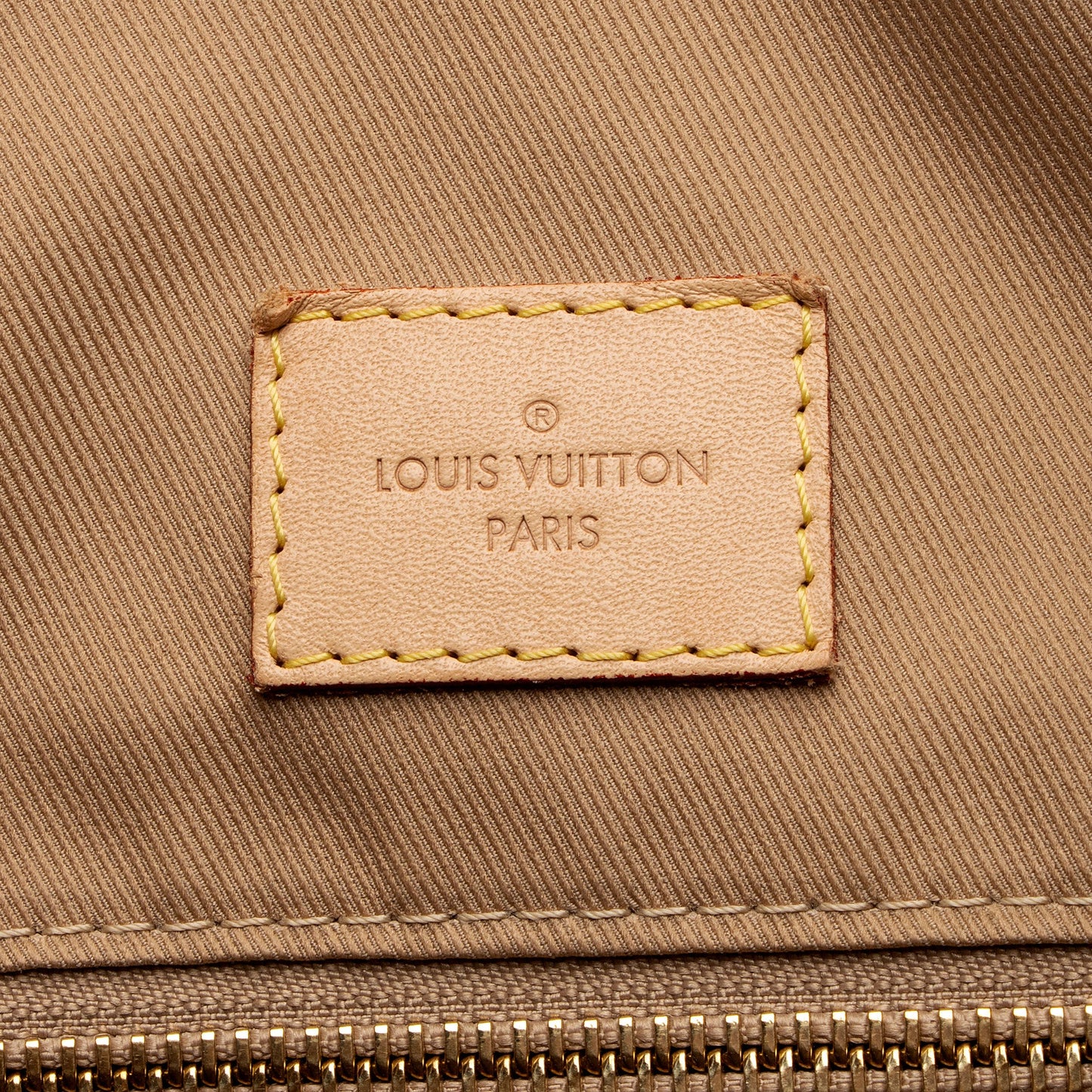 Louis Vuitton Monogram Canvas Graceful PM Hobo (SHF-3sCpYD)
