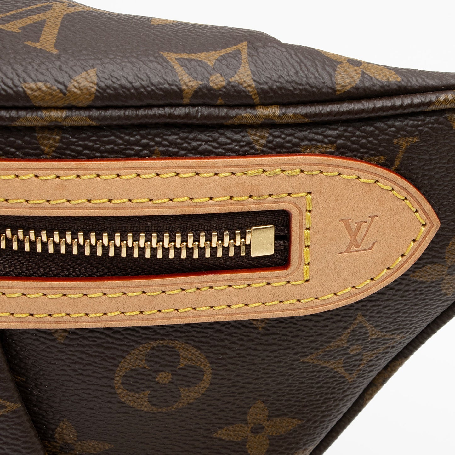 Louis Vuitton Monogram Canvas High Rise Bumbag (SHF-aMzAI4)