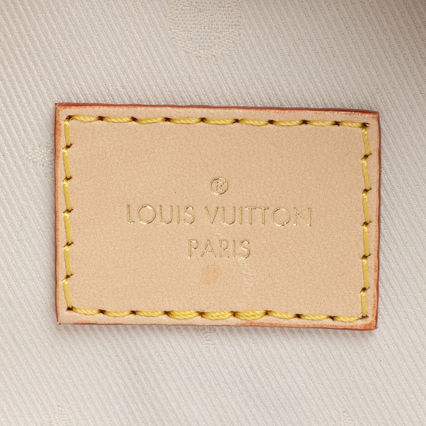 Louis Vuitton Monogram Canvas High Rise Bumbag (SHF-aMzAI4)