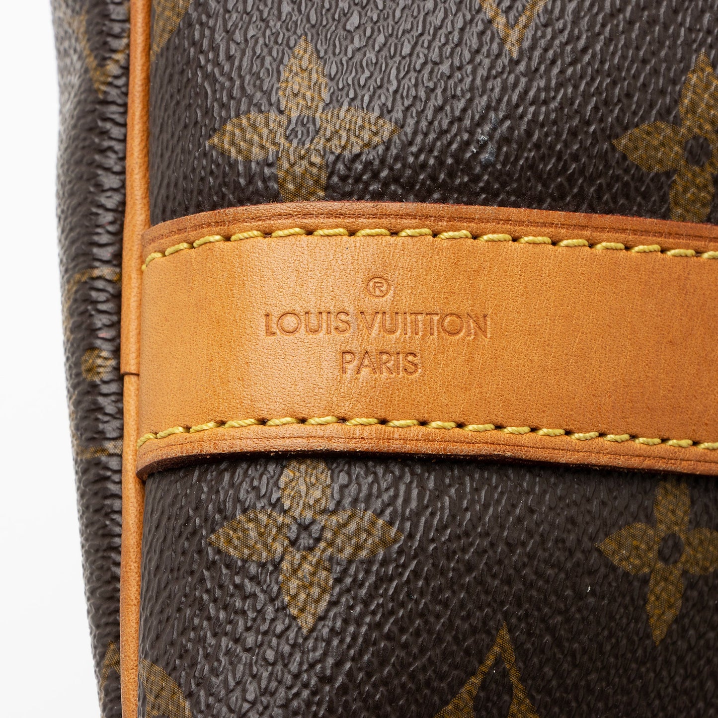 Louis Vuitton Monogram Canvas Keepall Bandouliere 55 Duffle Bag (SHF-qBIEjn)