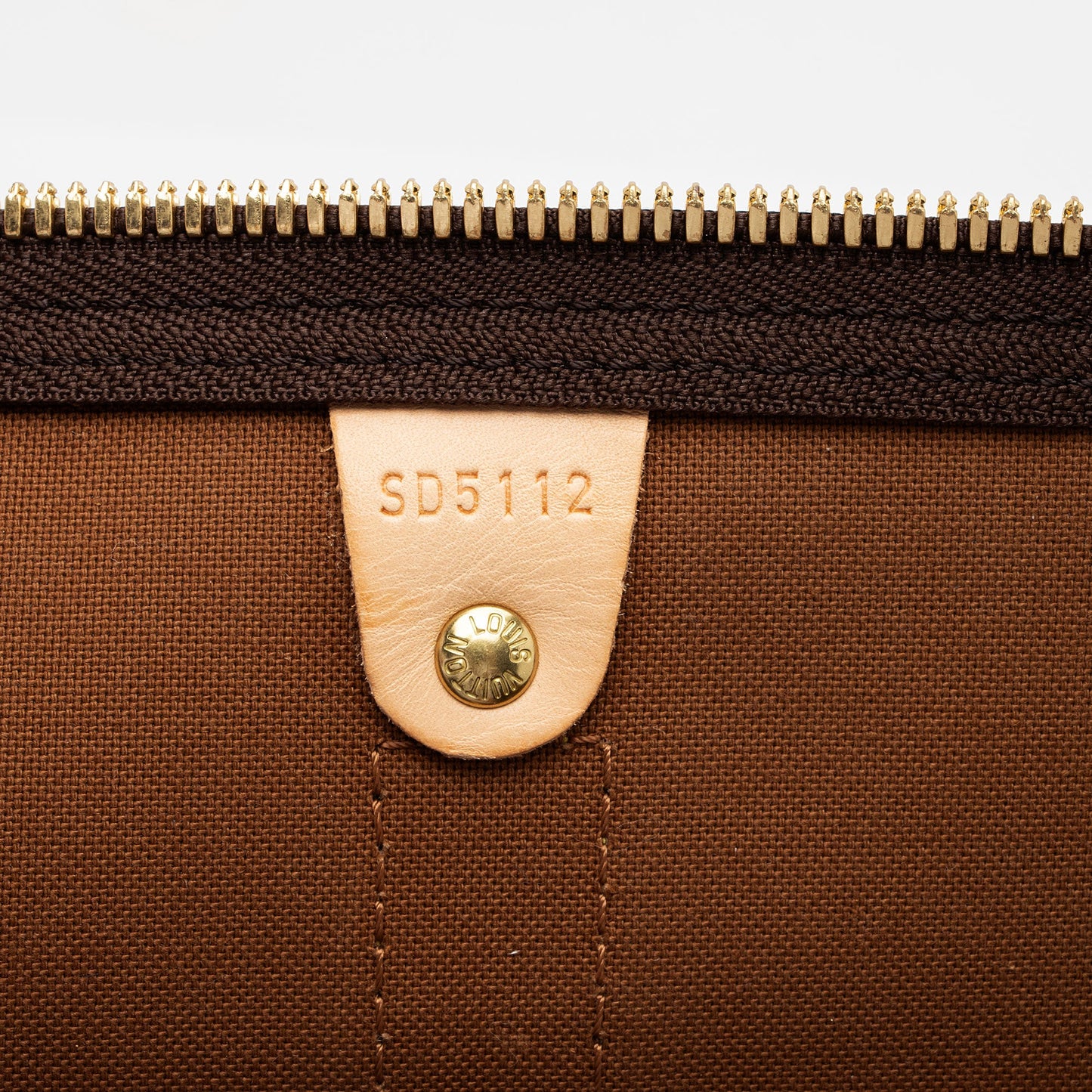 Louis Vuitton Monogram Canvas Keepall Bandouliere 55 Duffle Bag (SHF-BWjDGO)