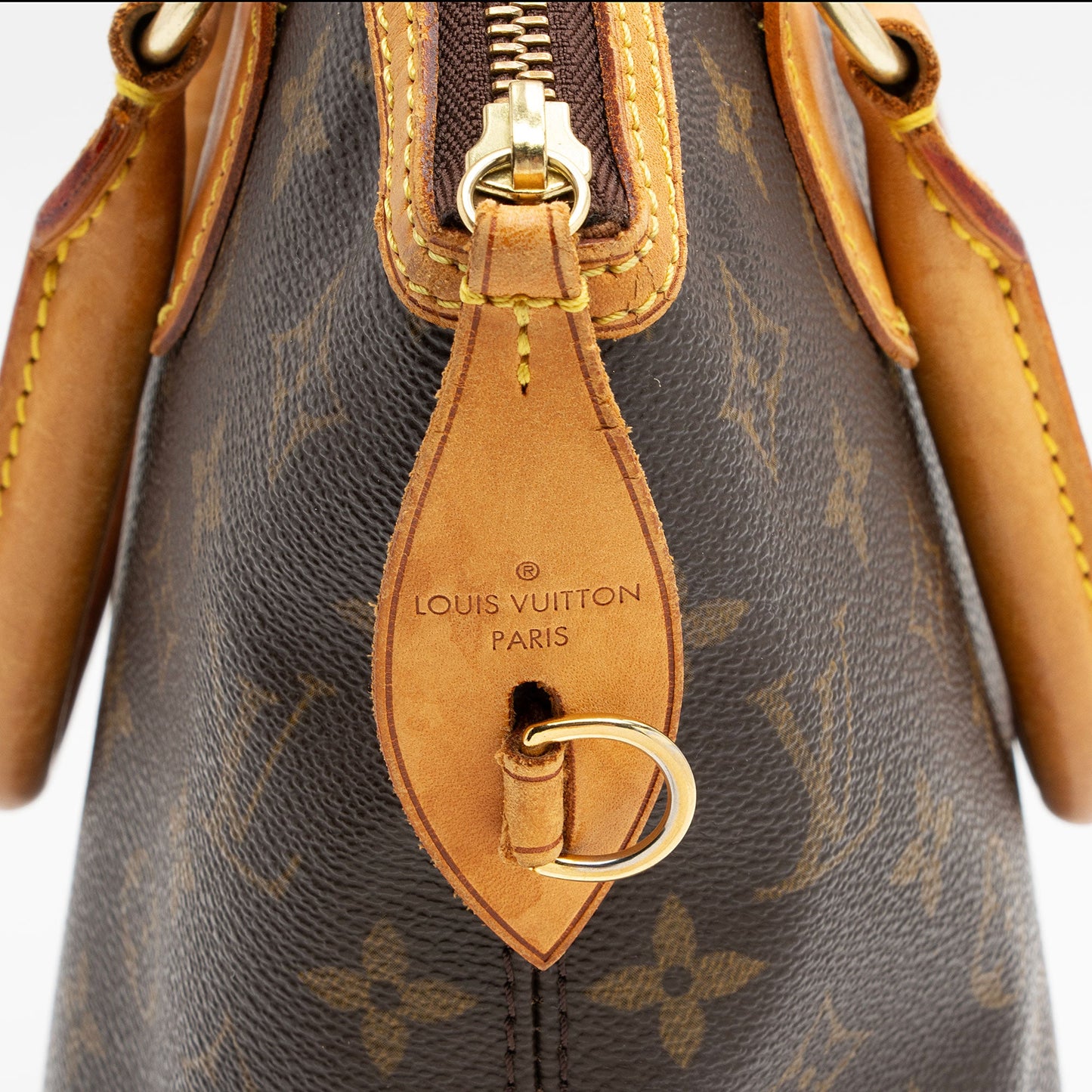 Louis Vuitton Monogram Canvas Lockit Satchel (SHF-AX2bhZ)