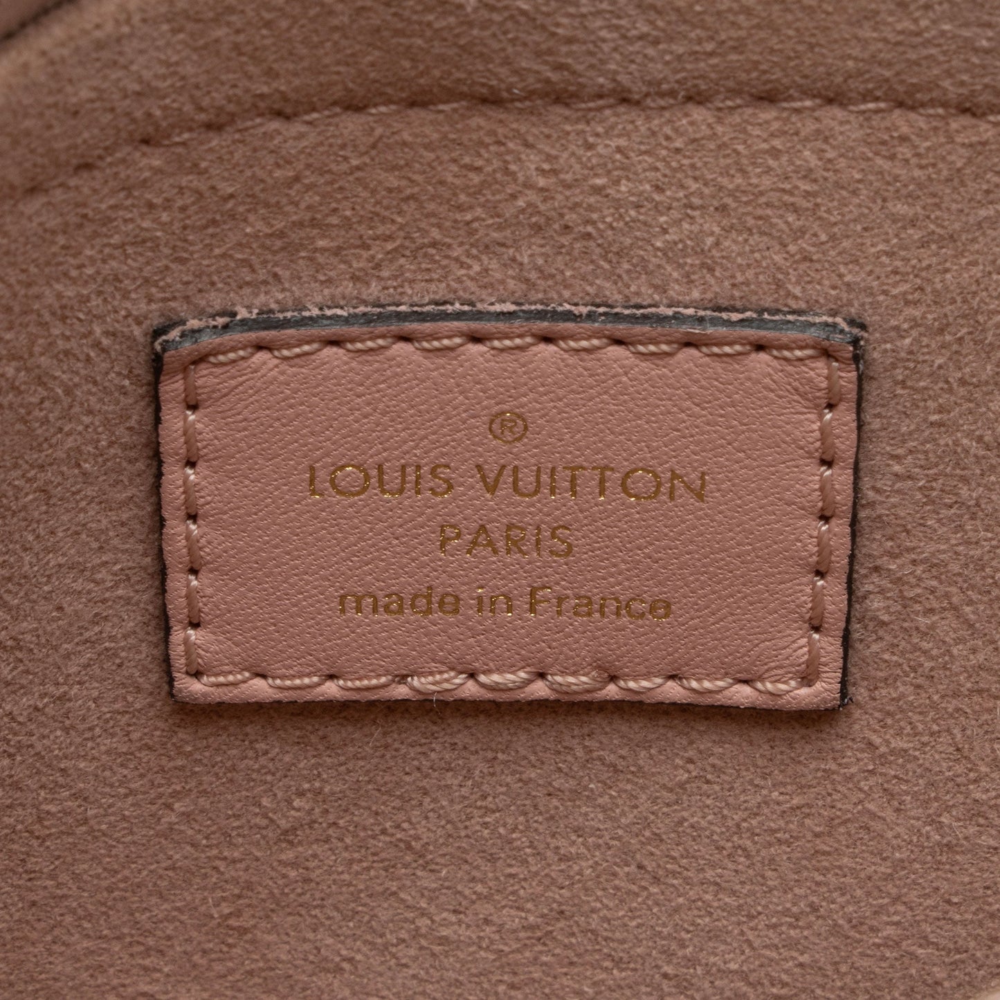 Louis Vuitton Monogram Canvas Locky BB Top Handle (SHF-akYsid)