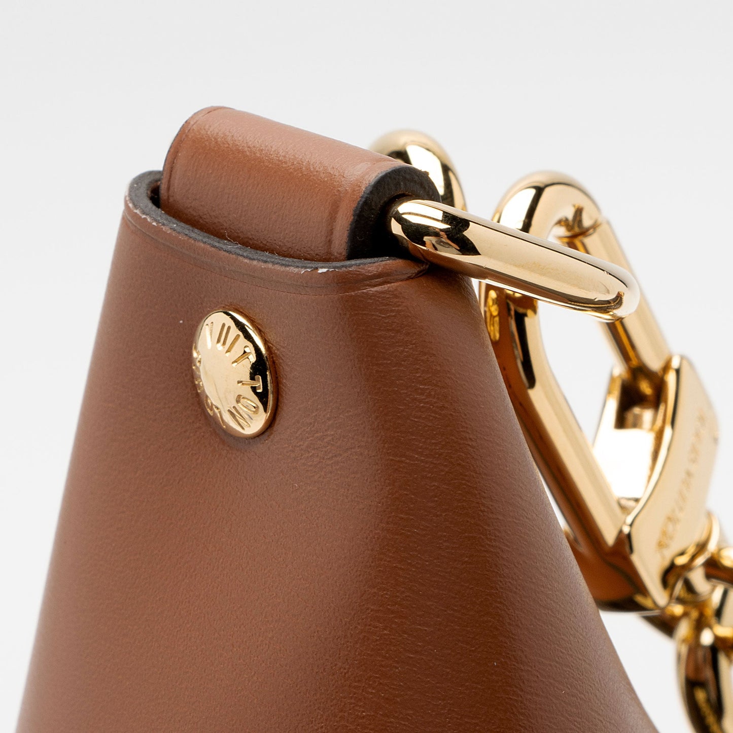 Louis Vuitton Monogram Canvas Loop Hobo (SHF-qc2piY)