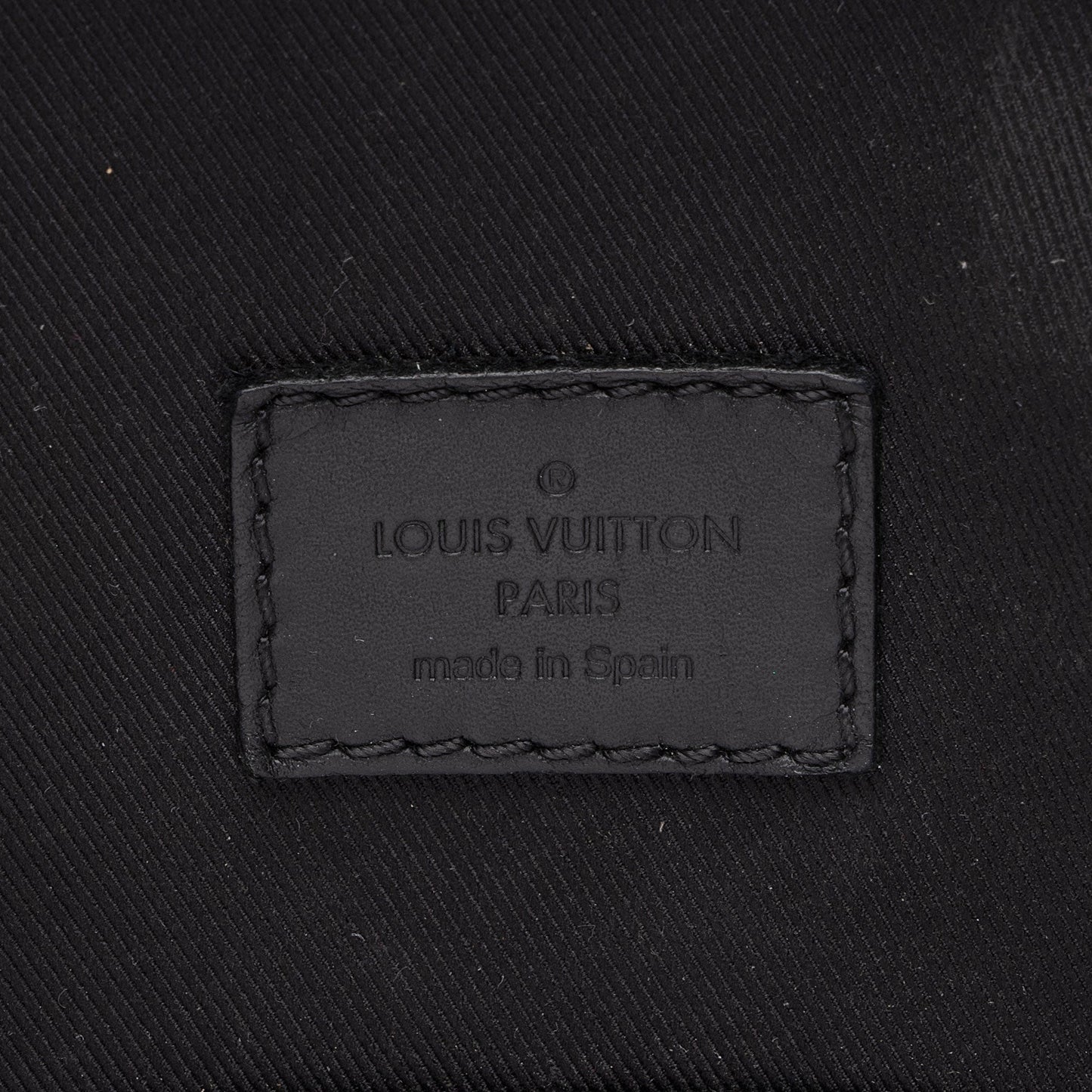 Louis Vuitton Monogram Canvas Macassar Magnetic Messenger (SHF-2xonZt)