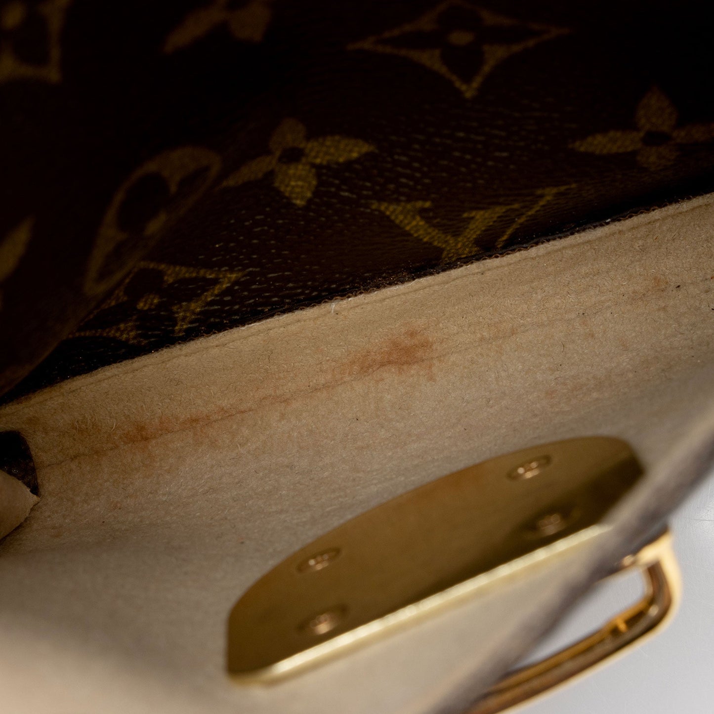 Louis Vuitton Monogram Canvas Manhattan GM Satchel (SHF-23nqTq)