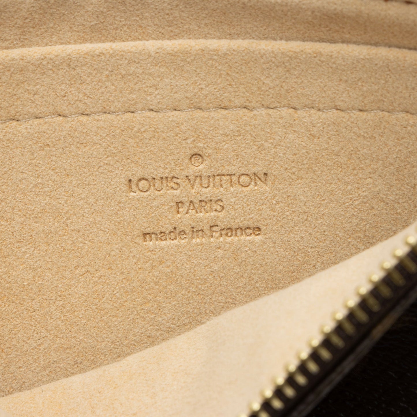 Louis Vuitton Monogram Canvas Milla MM Pochette (SHF-5uMDHD)