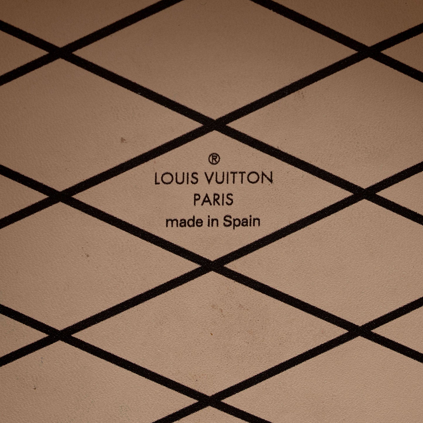 Louis Vuitton Monogram Canvas Mini Boite Chapeau Shoulder Bag (SHF-qOsZmz)