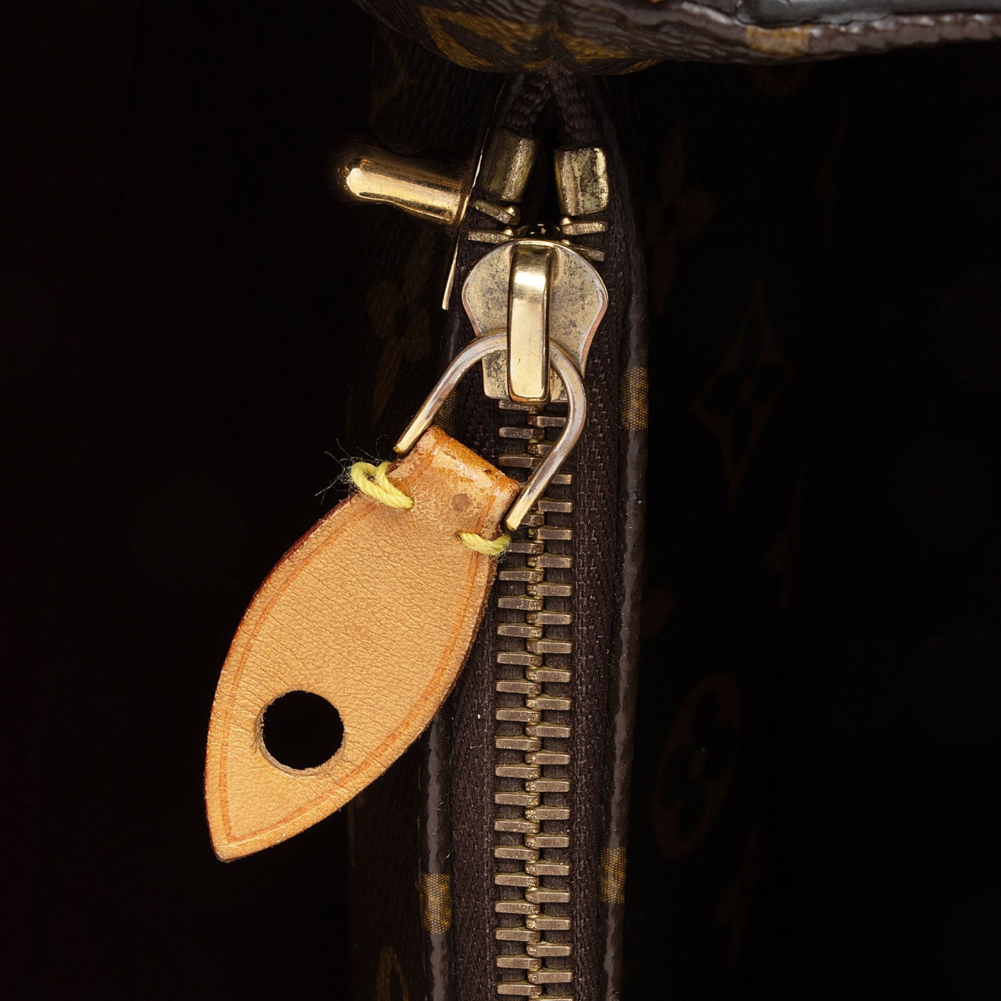 Louis Vuitton Monogram Canvas Montaigne BB Shoulder Bag (SHF-MSamVH)