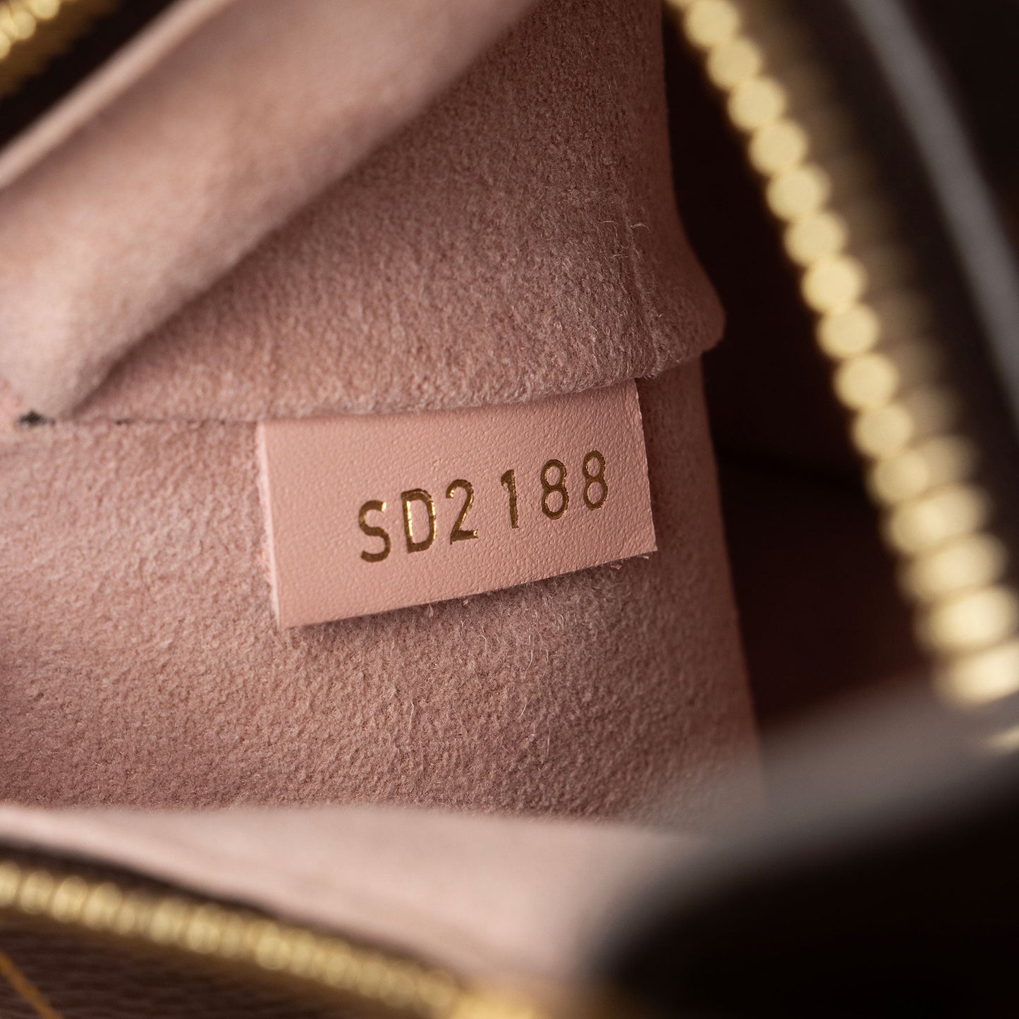 Louis Vuitton Monogram Canvas Neonoe MM Shoulder Bag (SHF-eZHU5B)