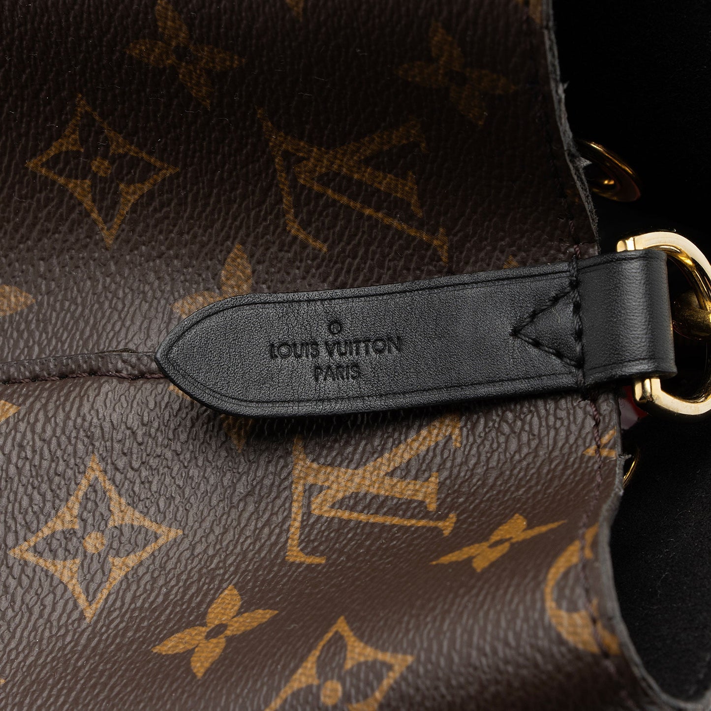 Louis Vuitton Monogram Canvas Neonoe MM Shoulder Bag (SHF-HVJkM1)