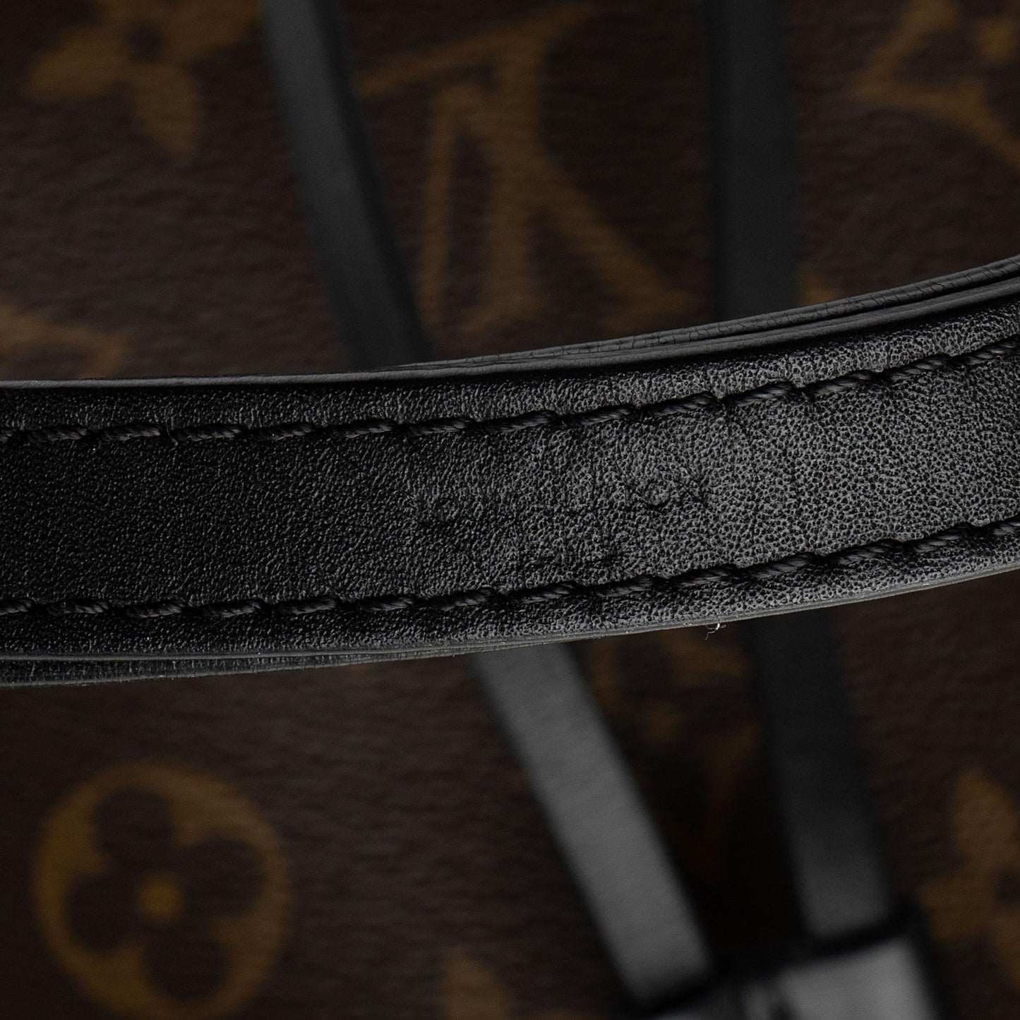 Louis Vuitton Monogram Canvas Neonoe Shoulder Bag (SHF-sAnURy)