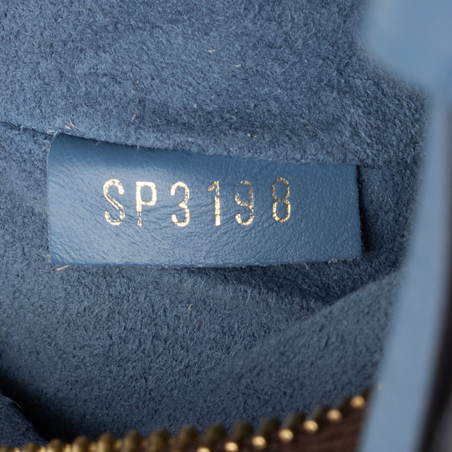 Louis Vuitton Monogram Canvas Neonoe Shoulder Bag (SHF-hyKvaa)