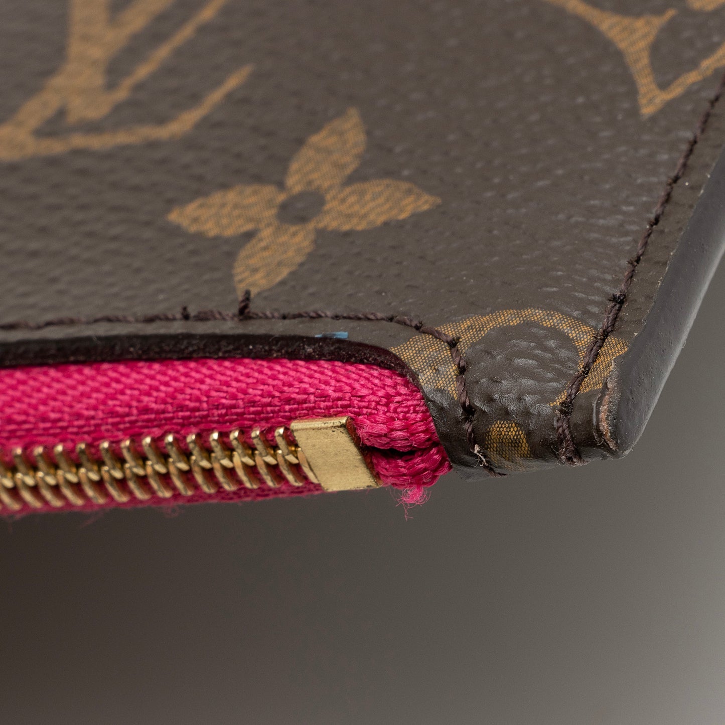 Louis Vuitton Monogram Canvas Neverfull GM Pochette (SHF-22833)
