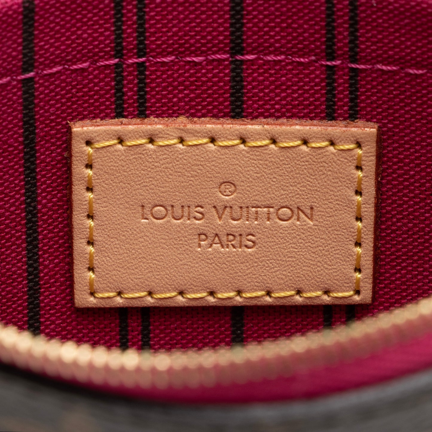Louis Vuitton Monogram Canvas Neverfull GM Pochette (SHF-22833)
