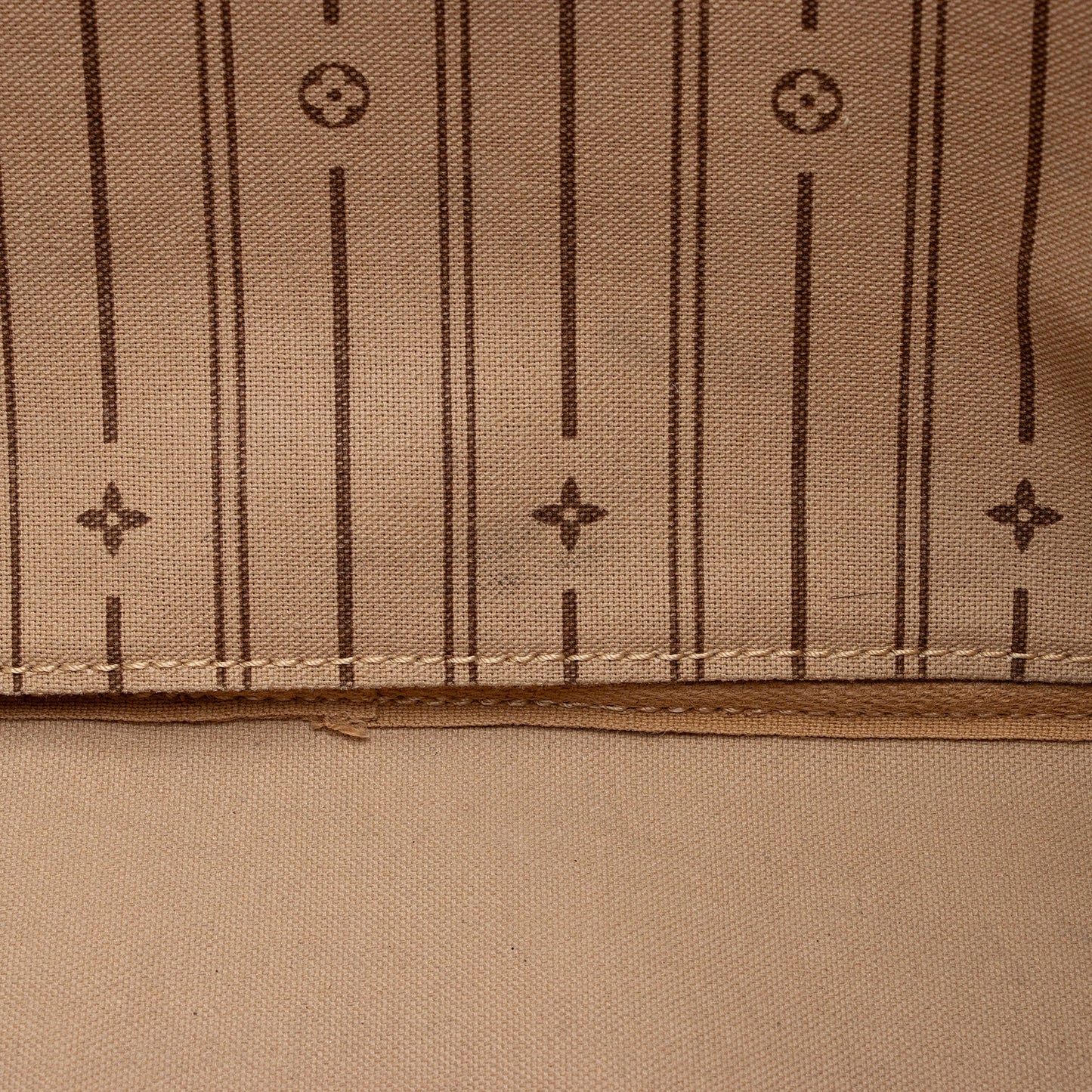 Louis Vuitton Monogram Canvas Neverfull GM Tote (SHF-mwdLUC)