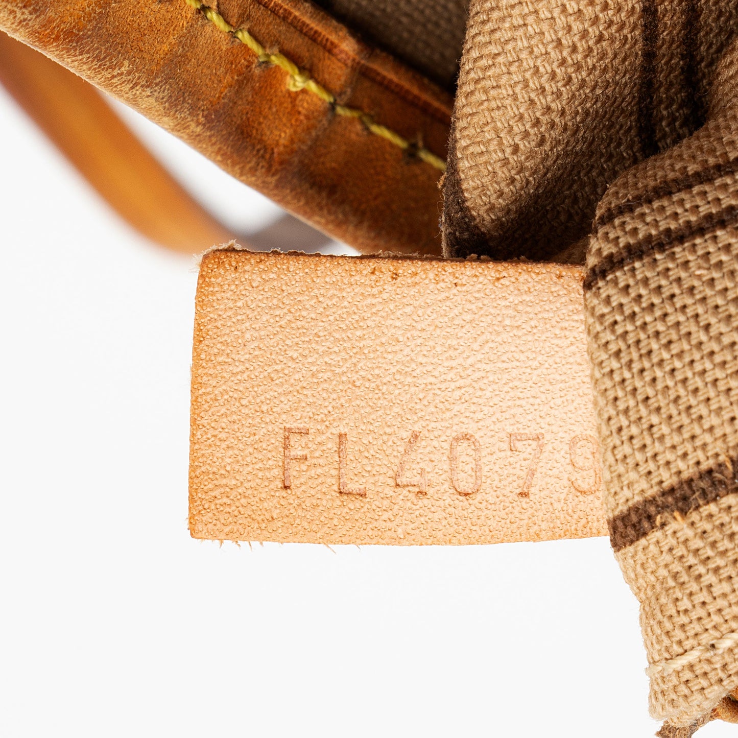 Louis Vuitton Monogram Canvas Neverfull GM Tote (SHF-qytcSN)