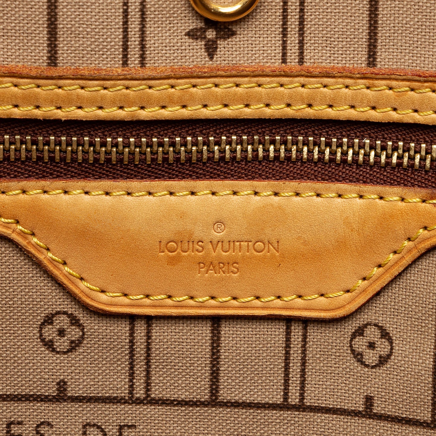 Louis Vuitton Monogram Canvas Neverfull GM Tote (SHF-5Vw3sk)