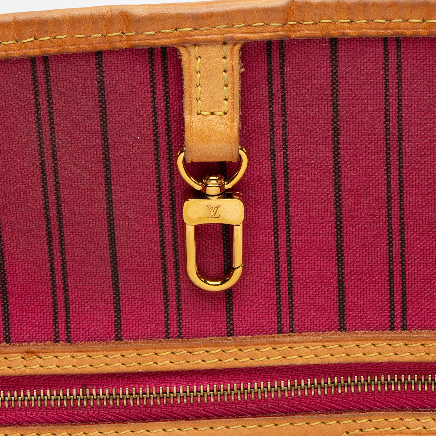 Louis Vuitton Monogram Canvas Neverfull GM Tote (SHF-cSGN8U)