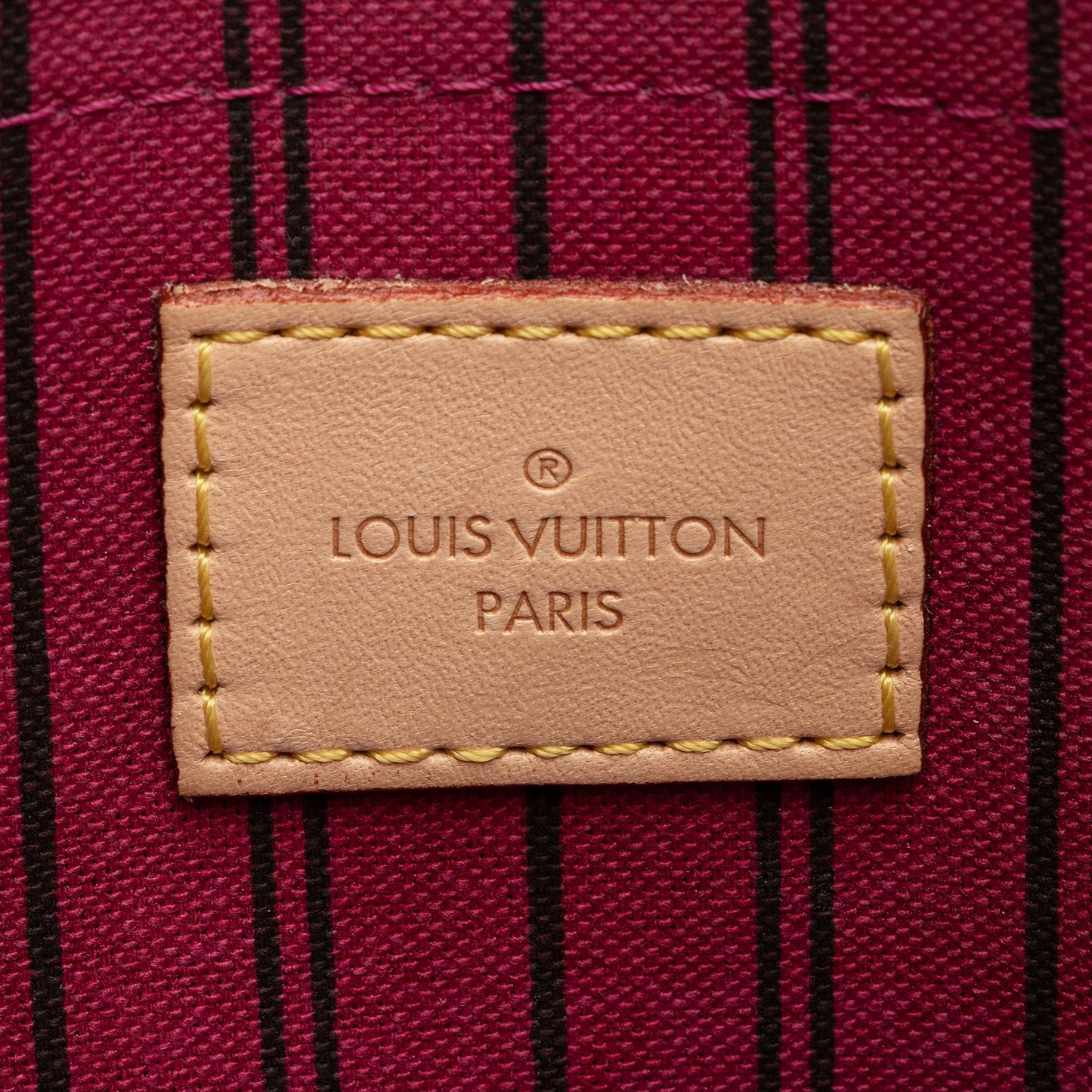 Louis Vuitton Monogram Canvas Neverfull MM Pochette (SHF-QUBONp)