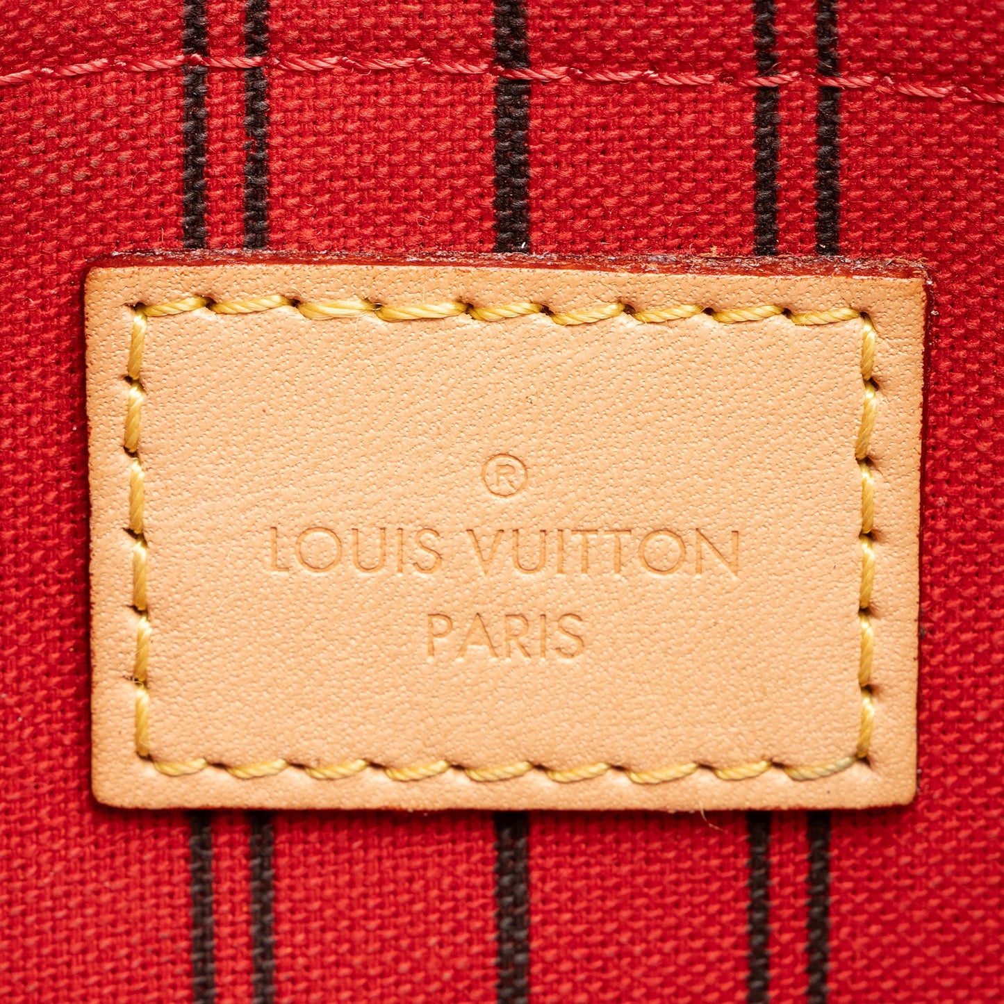 Louis Vuitton Monogram Canvas Neverfull MM Pochette (SHF-17l2LM)