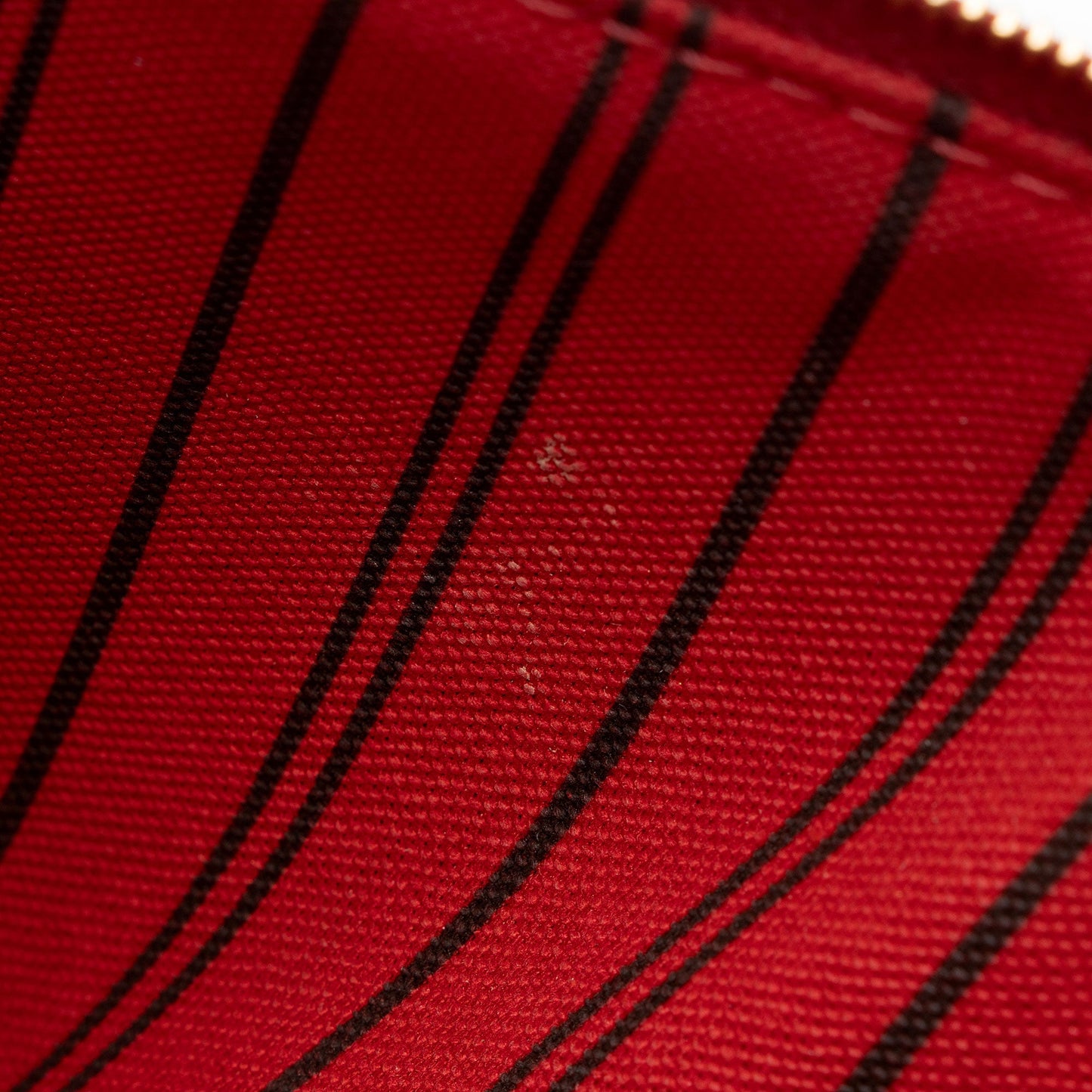Louis Vuitton Monogram Canvas Neverfull MM Pochette (SHF-ZwlYNZ)