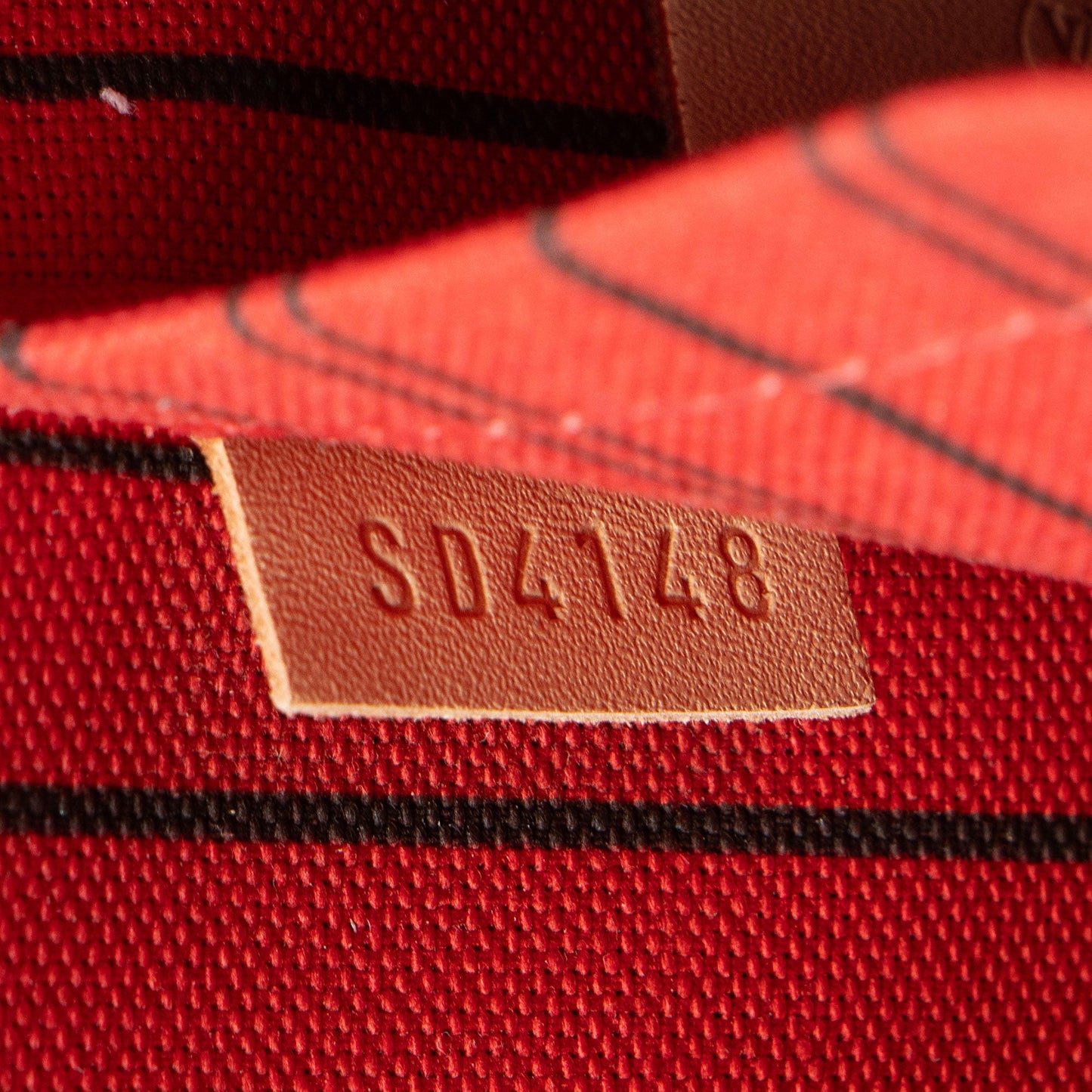 Louis Vuitton Monogram Canvas Neverfull MM Pochette