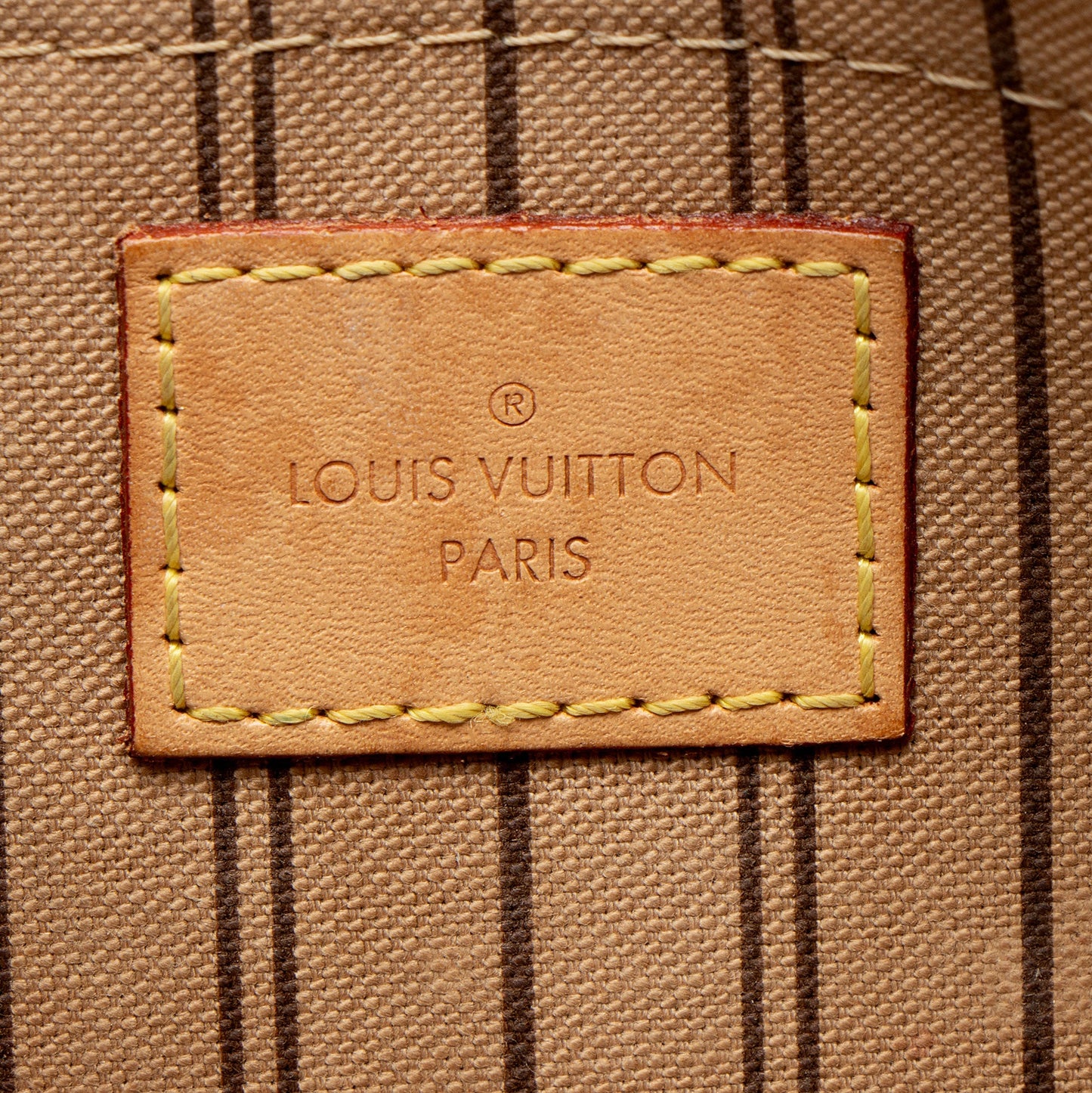 Louis Vuitton Monogram Canvas Neverfull MM Pochette