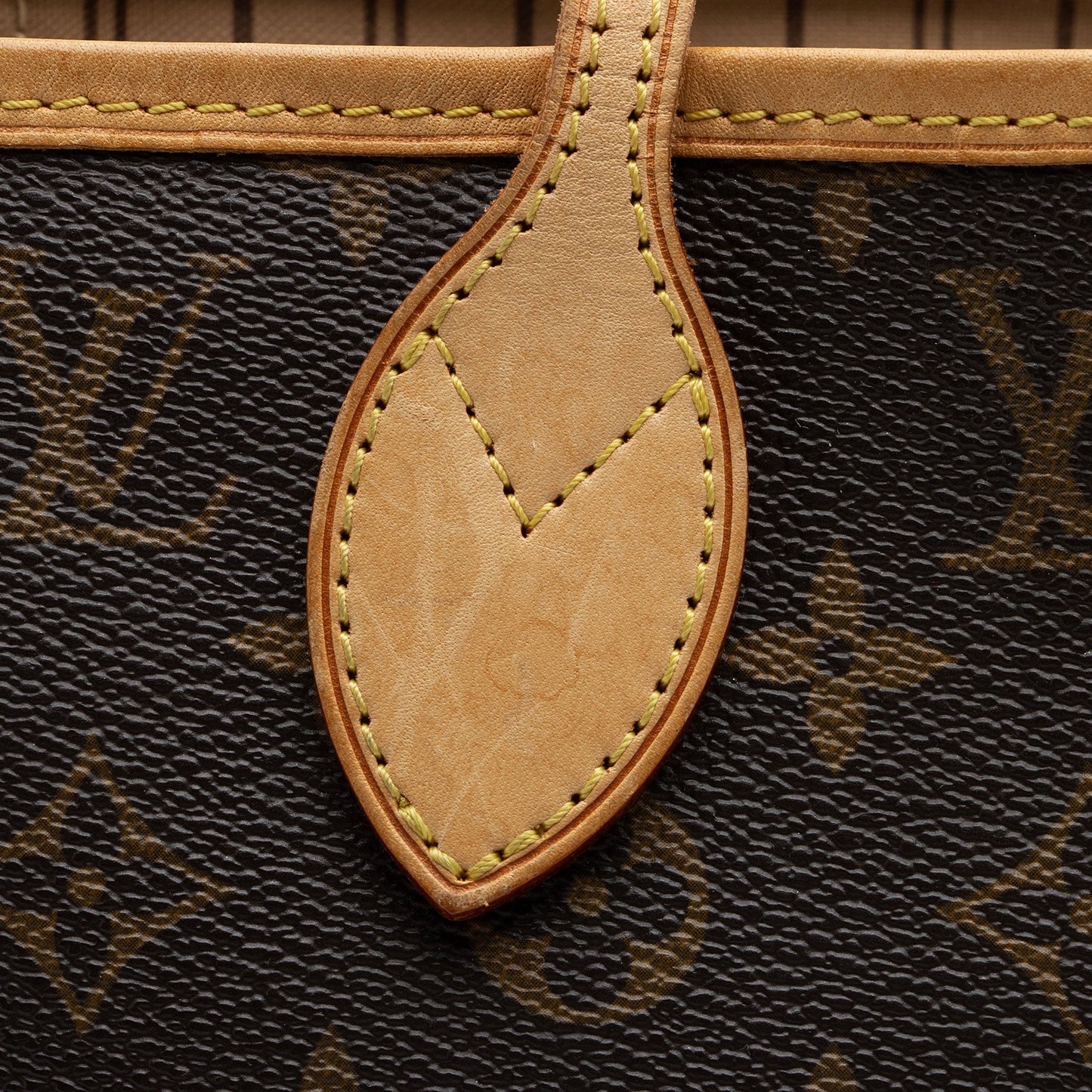 Louis Vuitton Monogram Canvas Neverfull MM Tote (SHF-VMW1Aa)