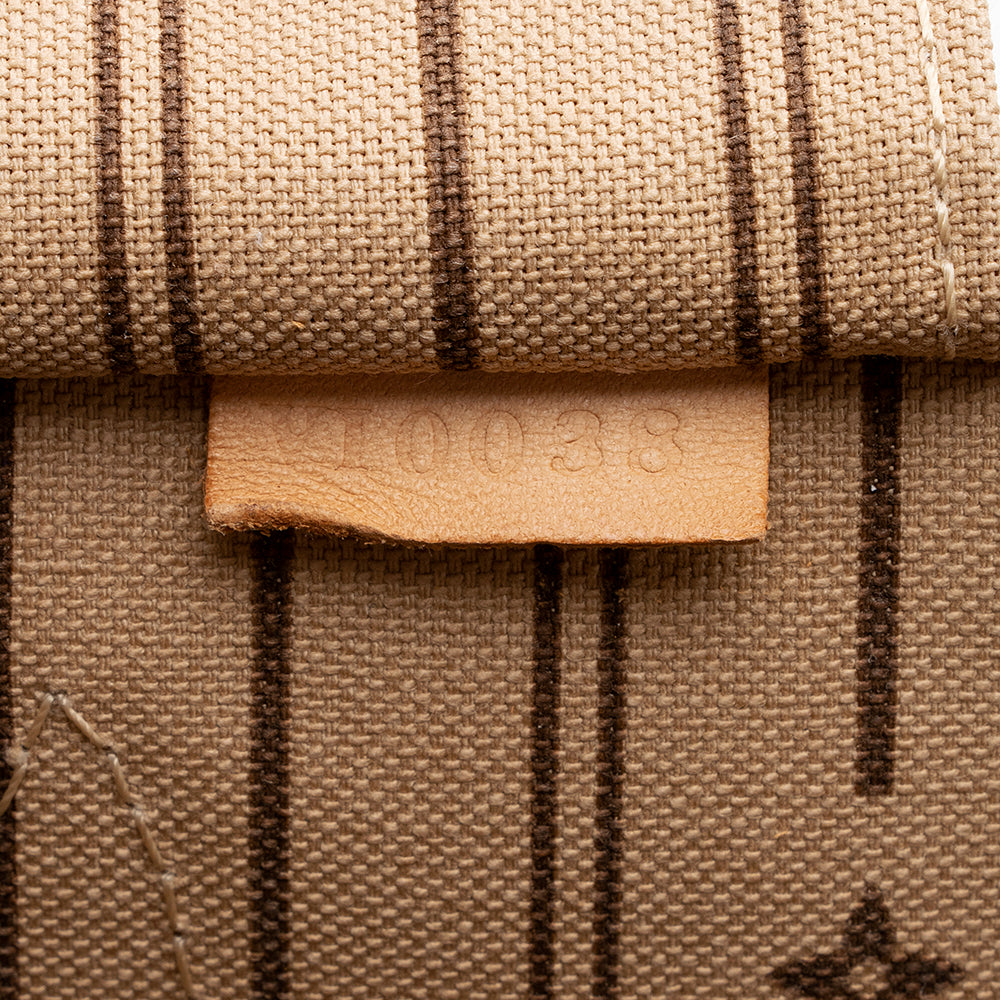 Louis Vuitton Monogram Canvas Neverfull MM Tote (SHF-20156)