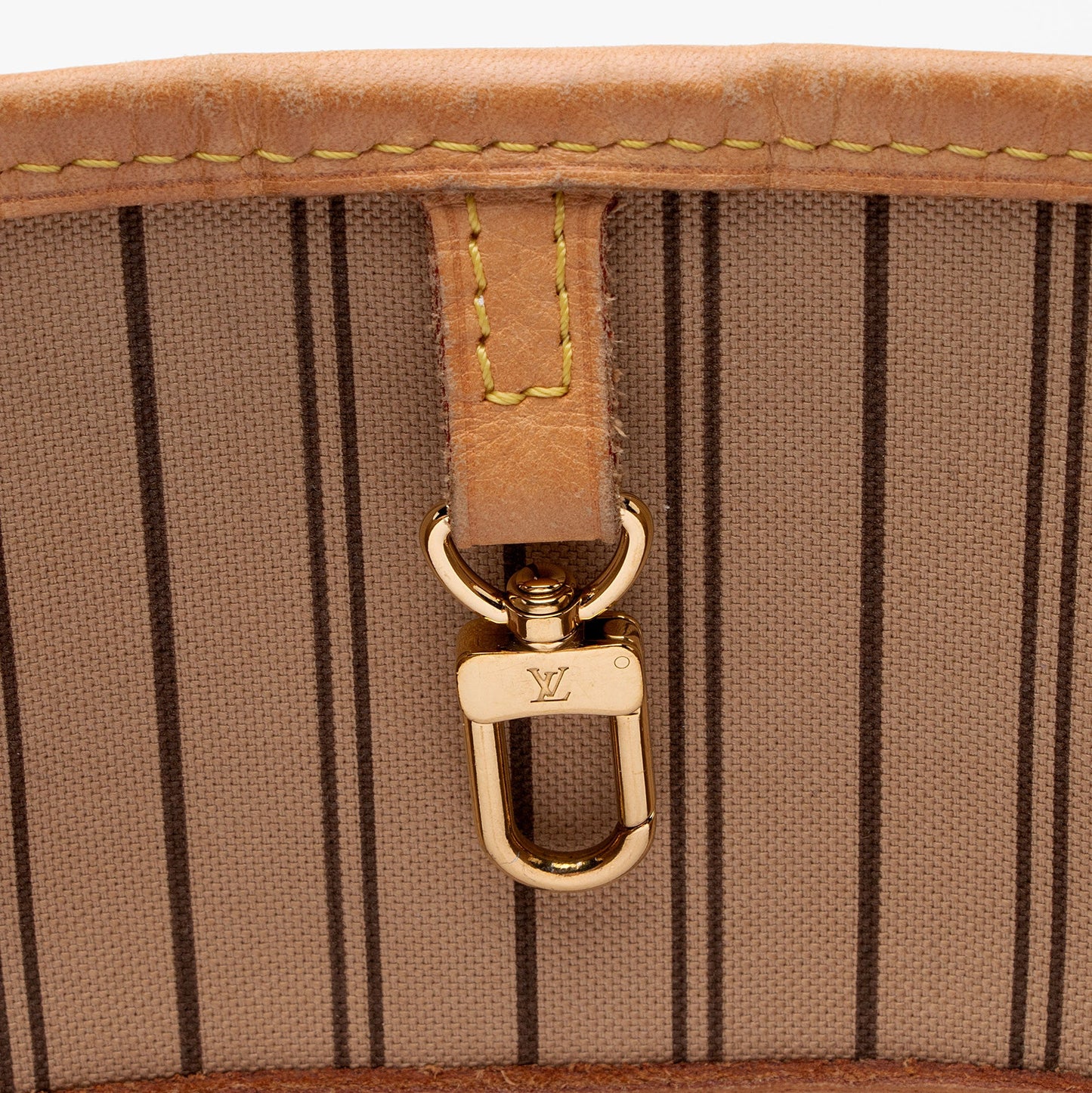 Louis Vuitton Monogram Canvas Neverfull MM Tote (SHF-k6wJSh)