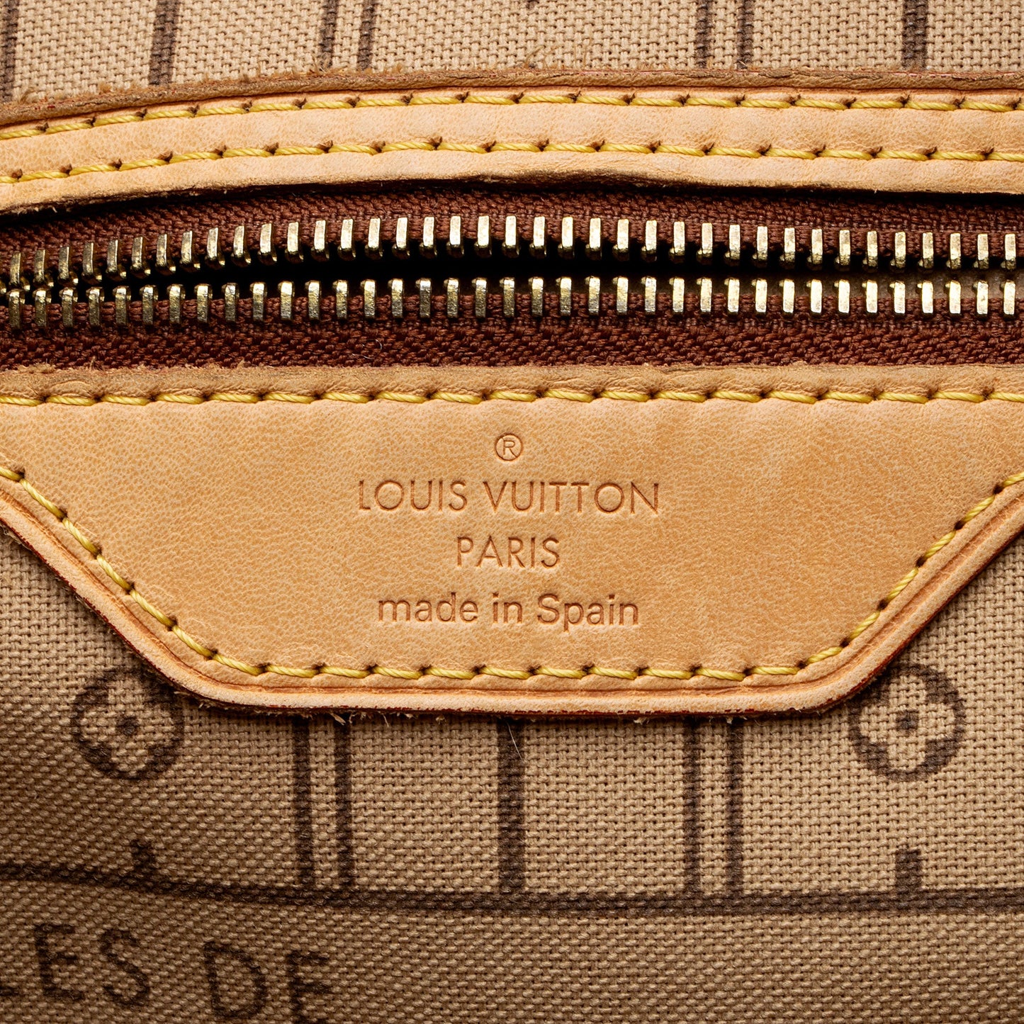Louis Vuitton Monogram Canvas Neverfull MM Tote (SHF-kQzrek)