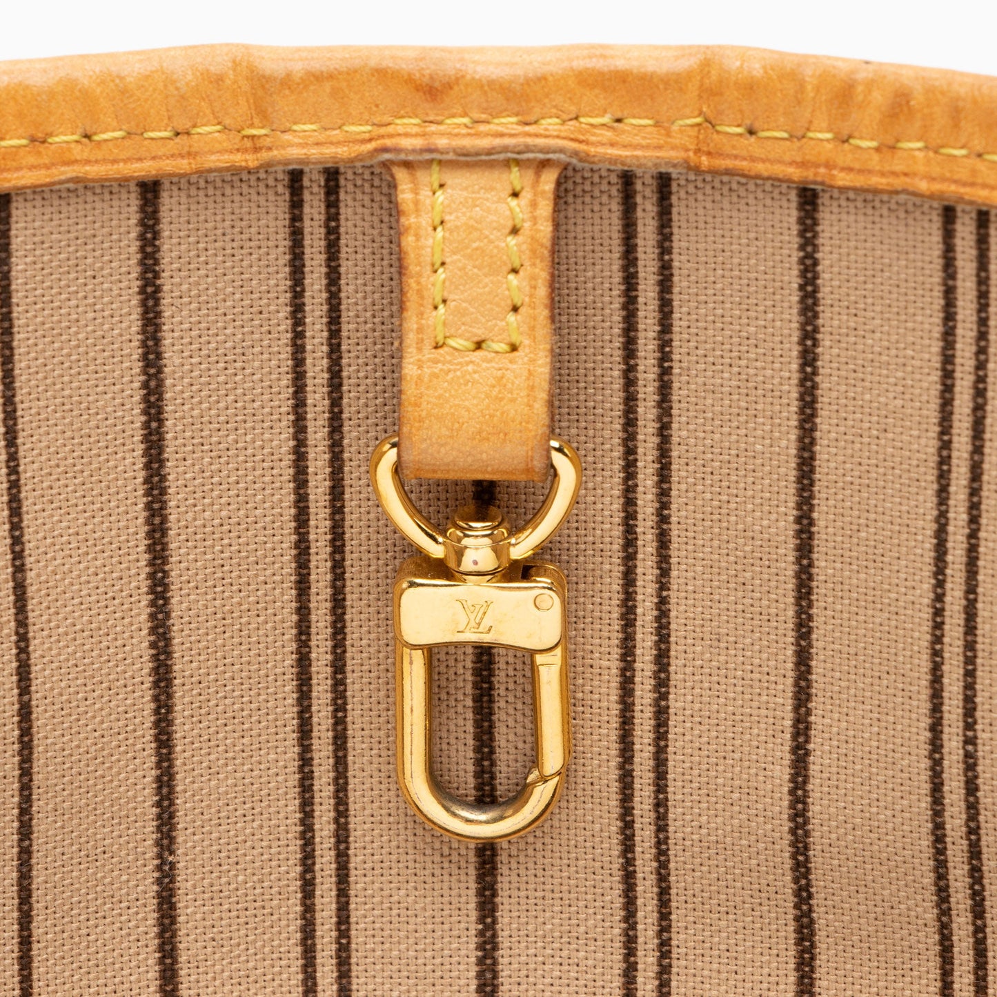 Louis Vuitton Monogram Canvas Neverfull MM Tote (SHF-gskeV5)
