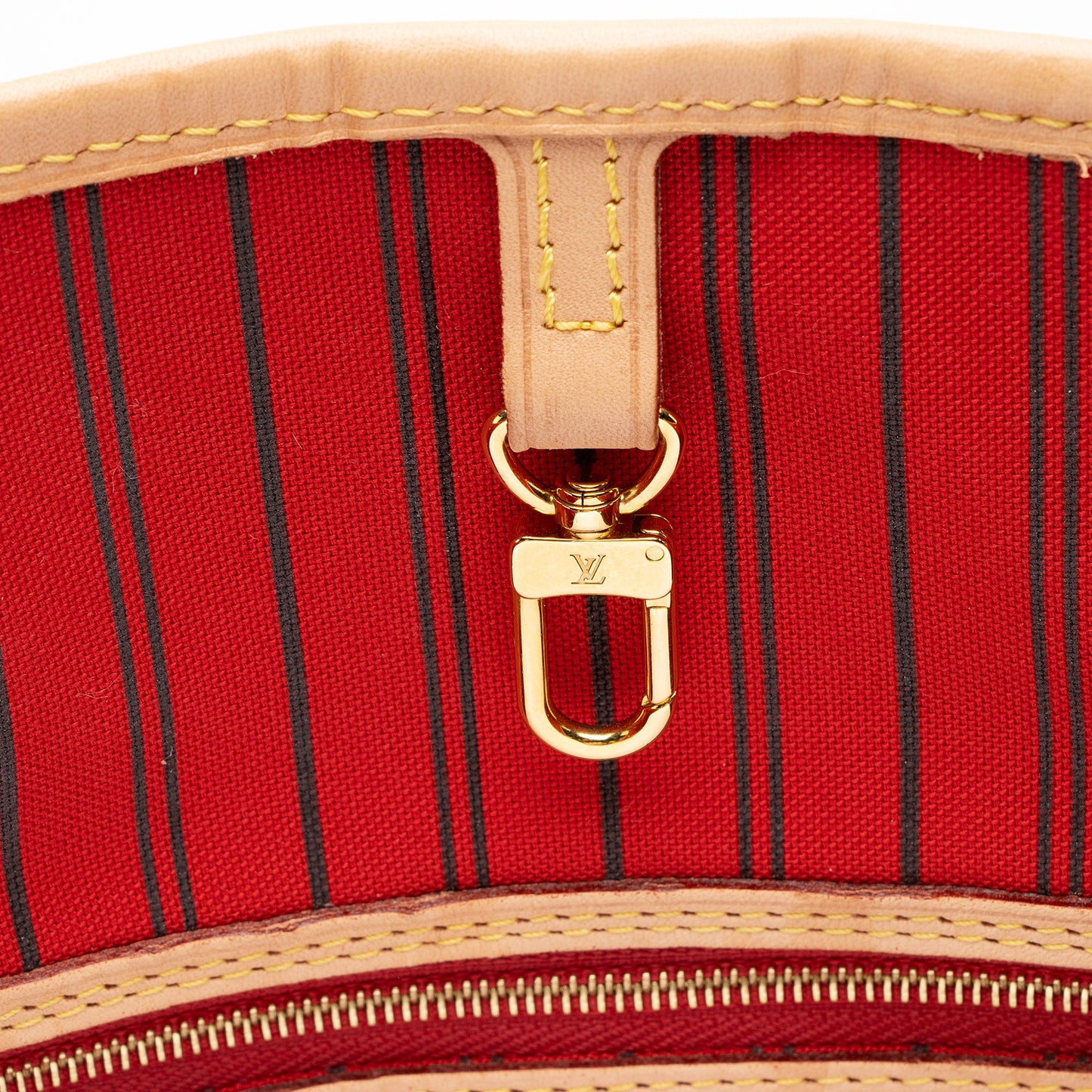 Louis Vuitton Monogram Canvas Neverfull MM Tote (SHF-ORRJxi)