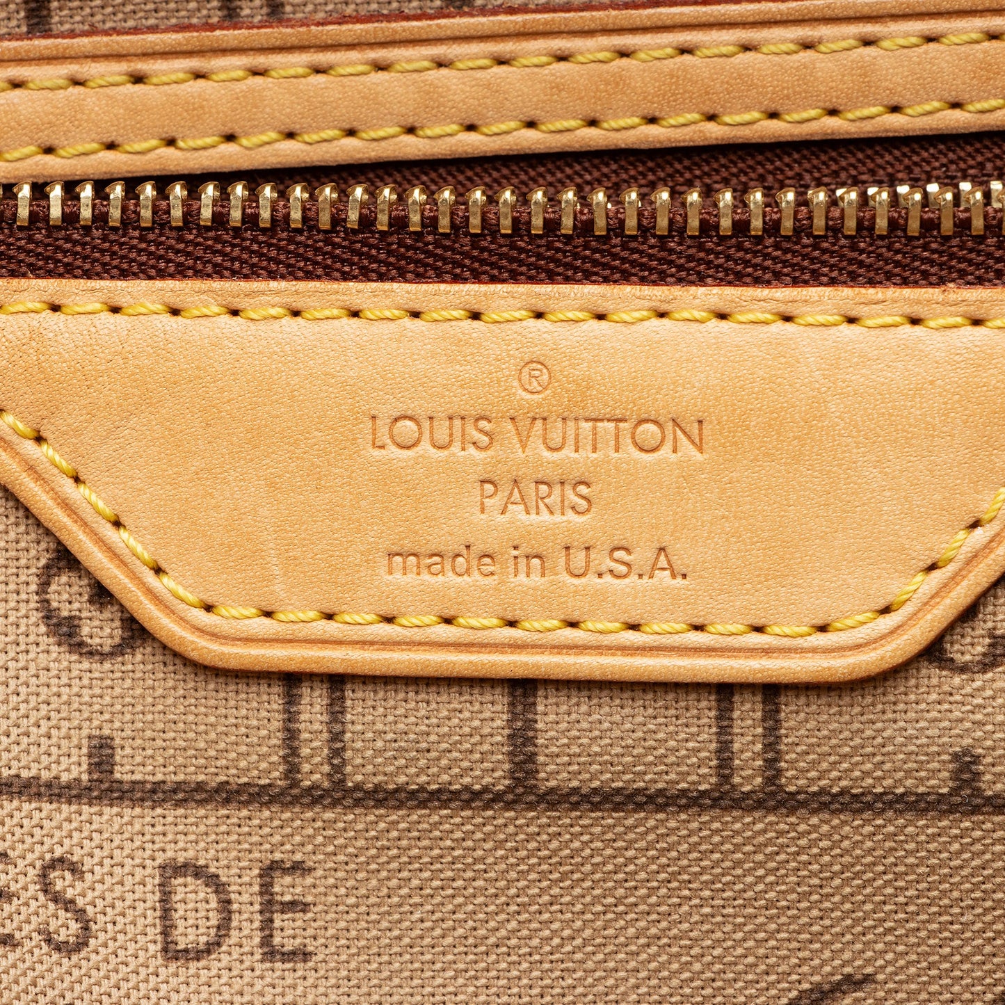 Louis Vuitton Monogram Canvas Neverfull PM Tote (SHF-igruyY)