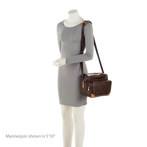 Louis Vuitton Monogram Canvas Nile MM Messenger Bag (SHF-23321)