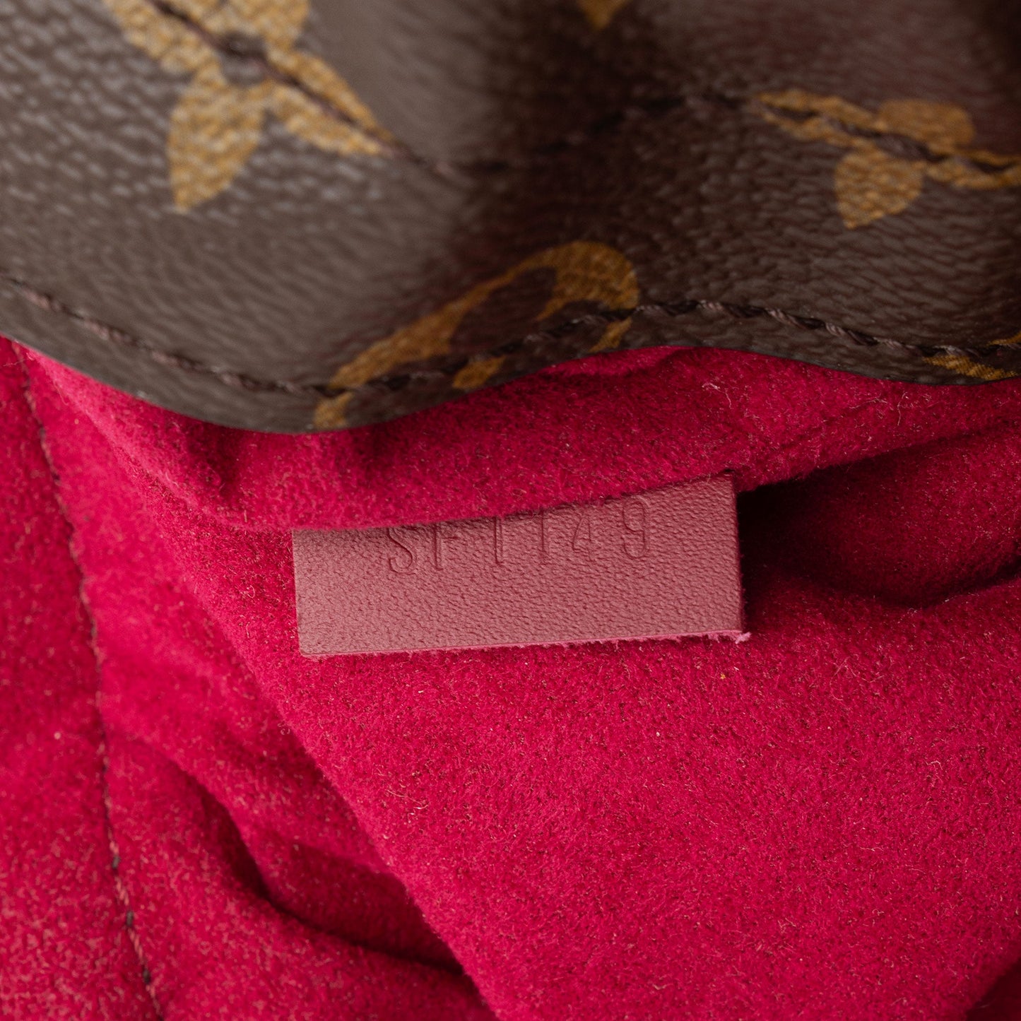 Louis Vuitton Monogram Canvas Noe Drawstring Pouch (SHF-QNhtOz)