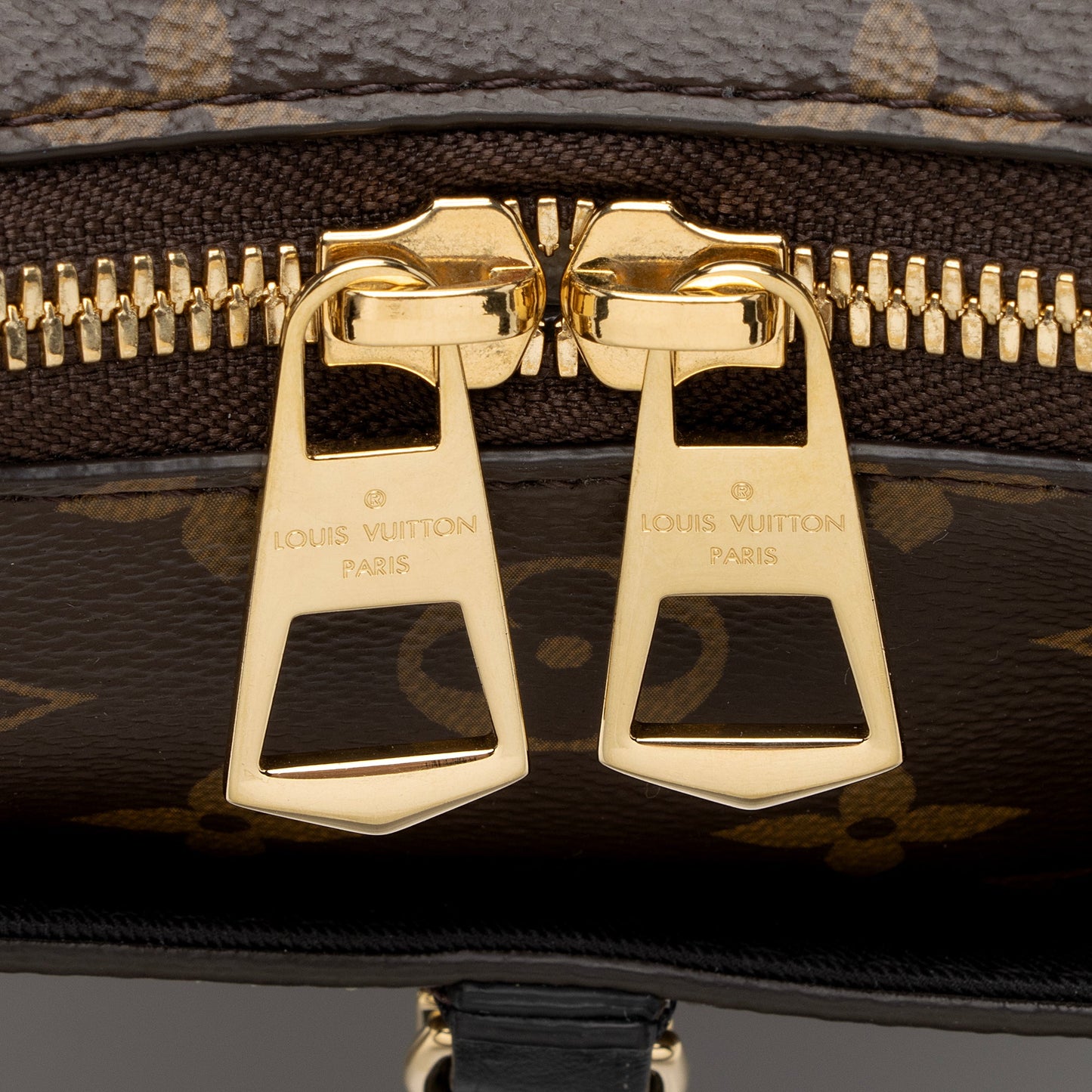 Louis Vuitton Monogram Canvas Odeon MM NM Shoulder Bag (SHF-dbGrZE)
