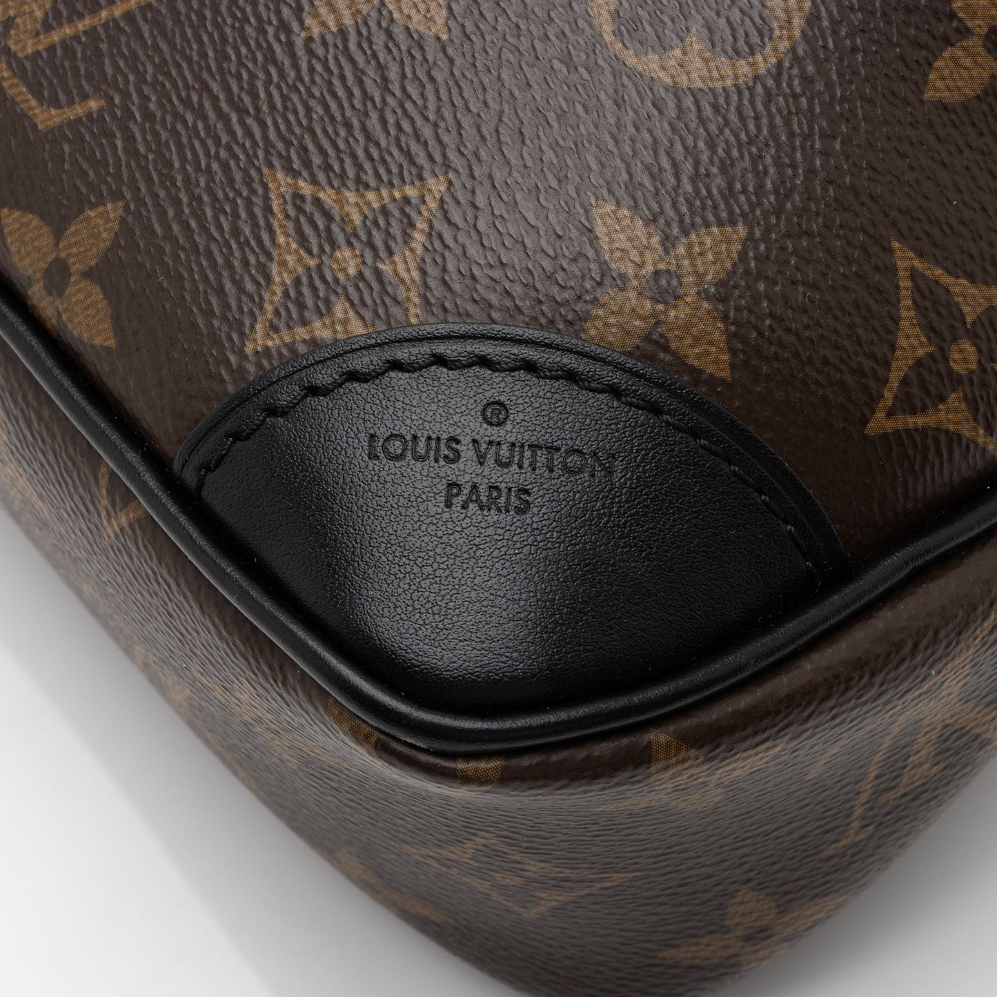 Louis Vuitton Monogram Canvas Odeon PM NM Shoulder Bag (SHF-ZzlLyE)