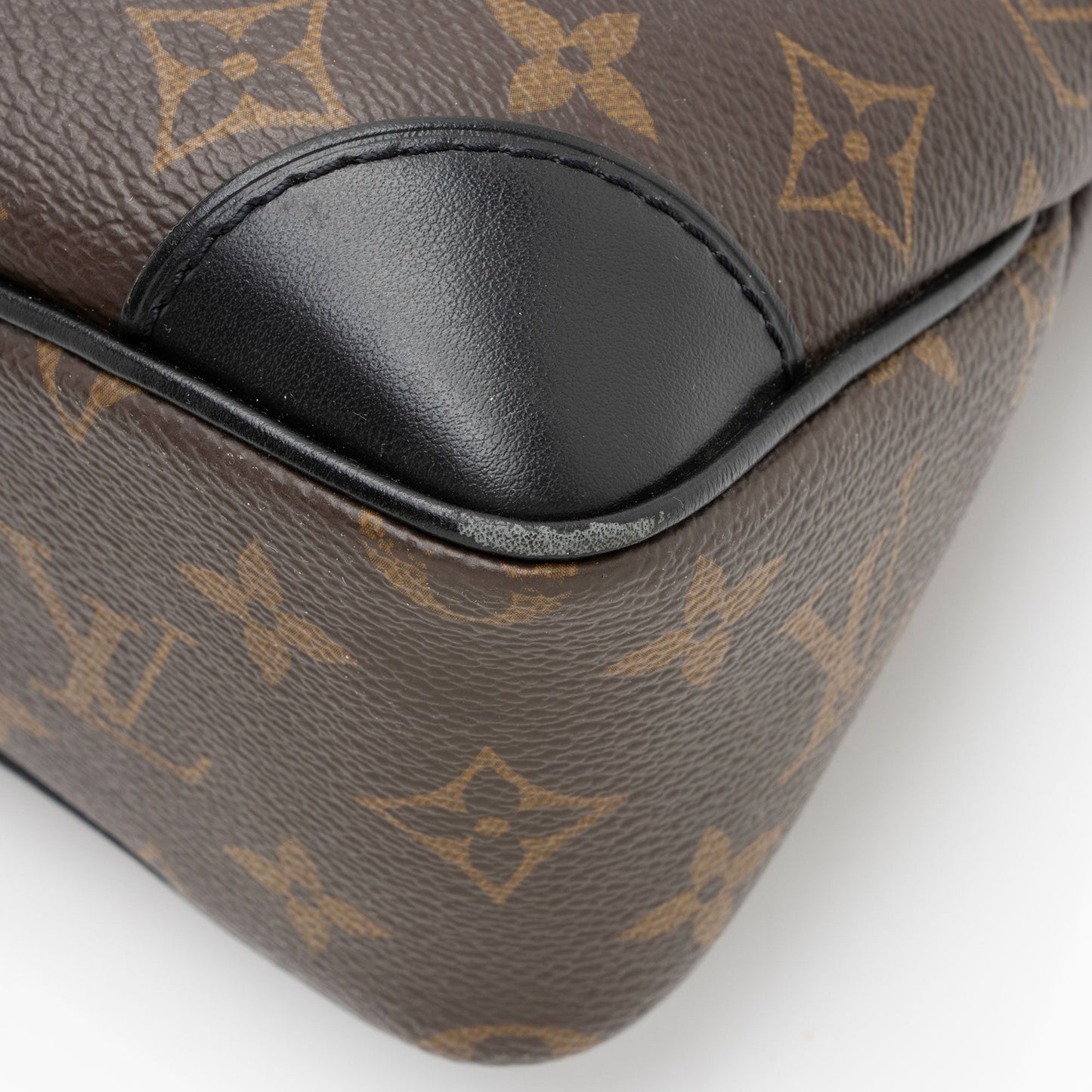 Louis Vuitton Monogram Canvas Odeon PM NM Shoulder Bag (SHF-jKuBFm)
