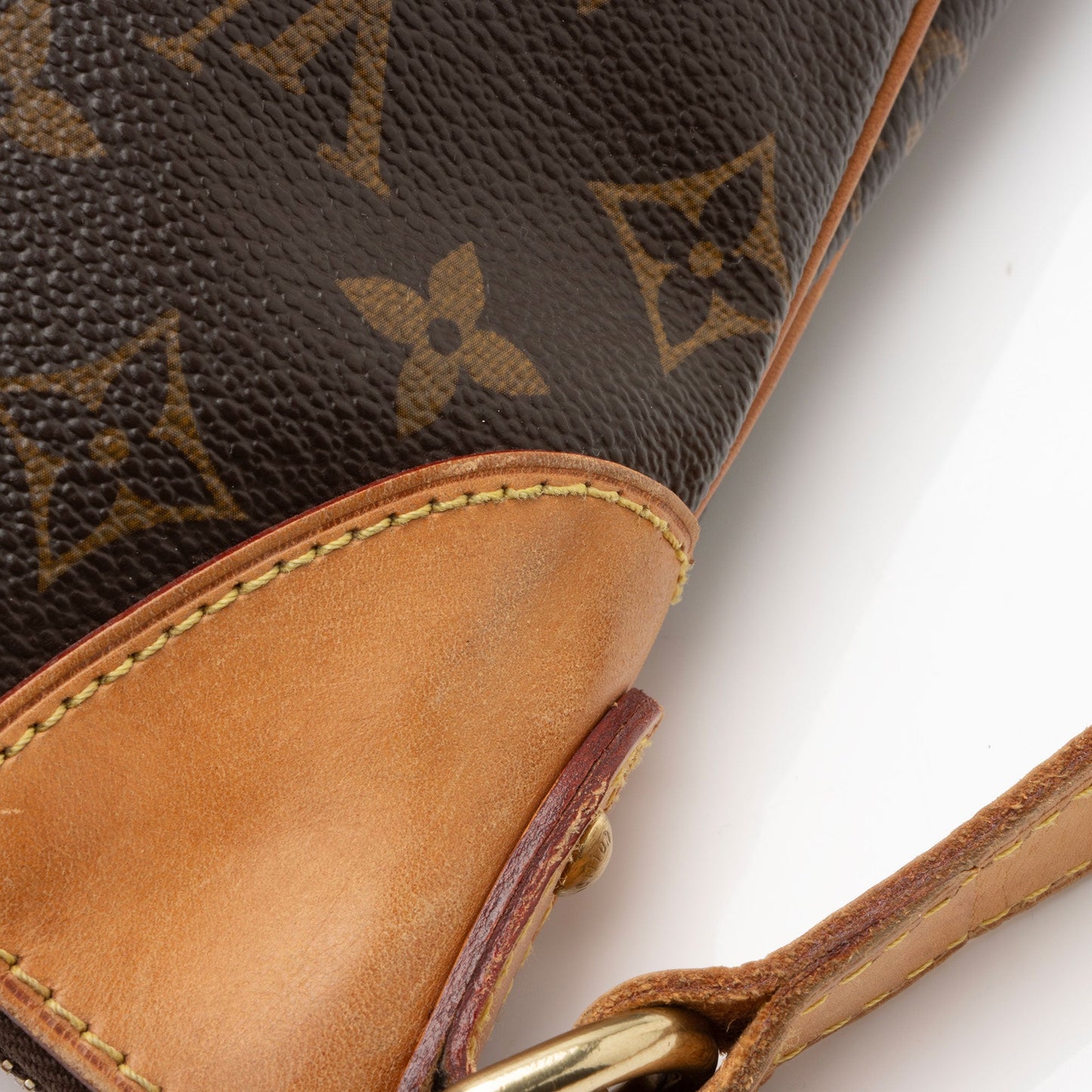 Louis Vuitton Monogram Canvas Odeon PM Shoulder Bag (SHF-jv3IRb)