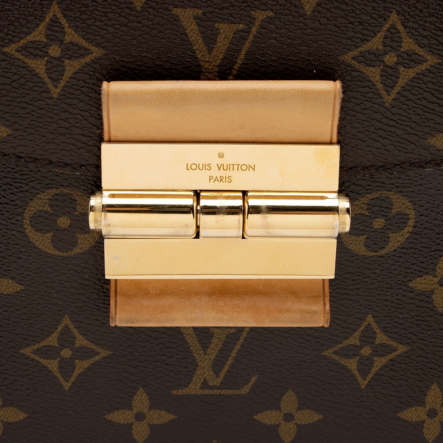 Louis Vuitton Monogram Canvas Olympe Bag (SHF-pScsm8)