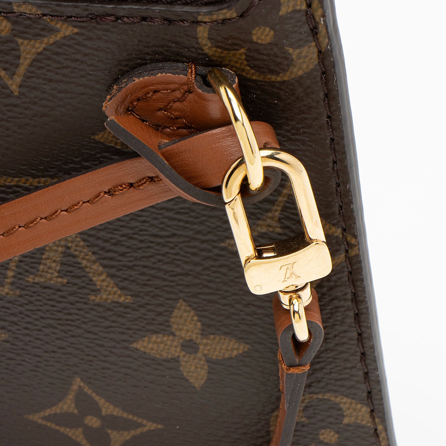 Louis Vuitton Monogram Canvas PM Pochette (SHF-yNfIYE)
