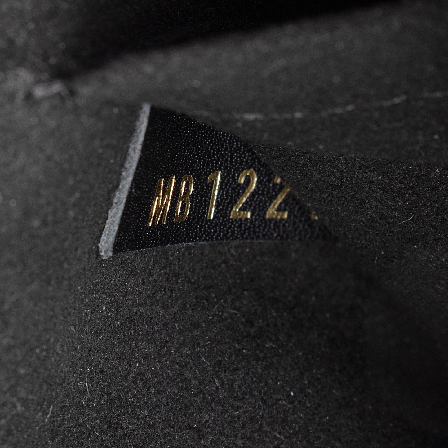 Louis Vuitton Monogram Canvas Padlock on Strap (SHF-qEAVXe)