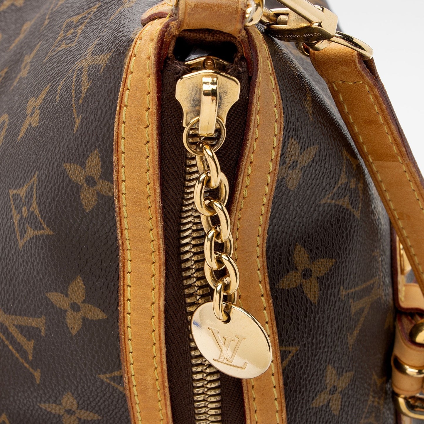 Louis Vuitton Monogram Canvas Palermo GM Tote (SHF-bjd1XX)