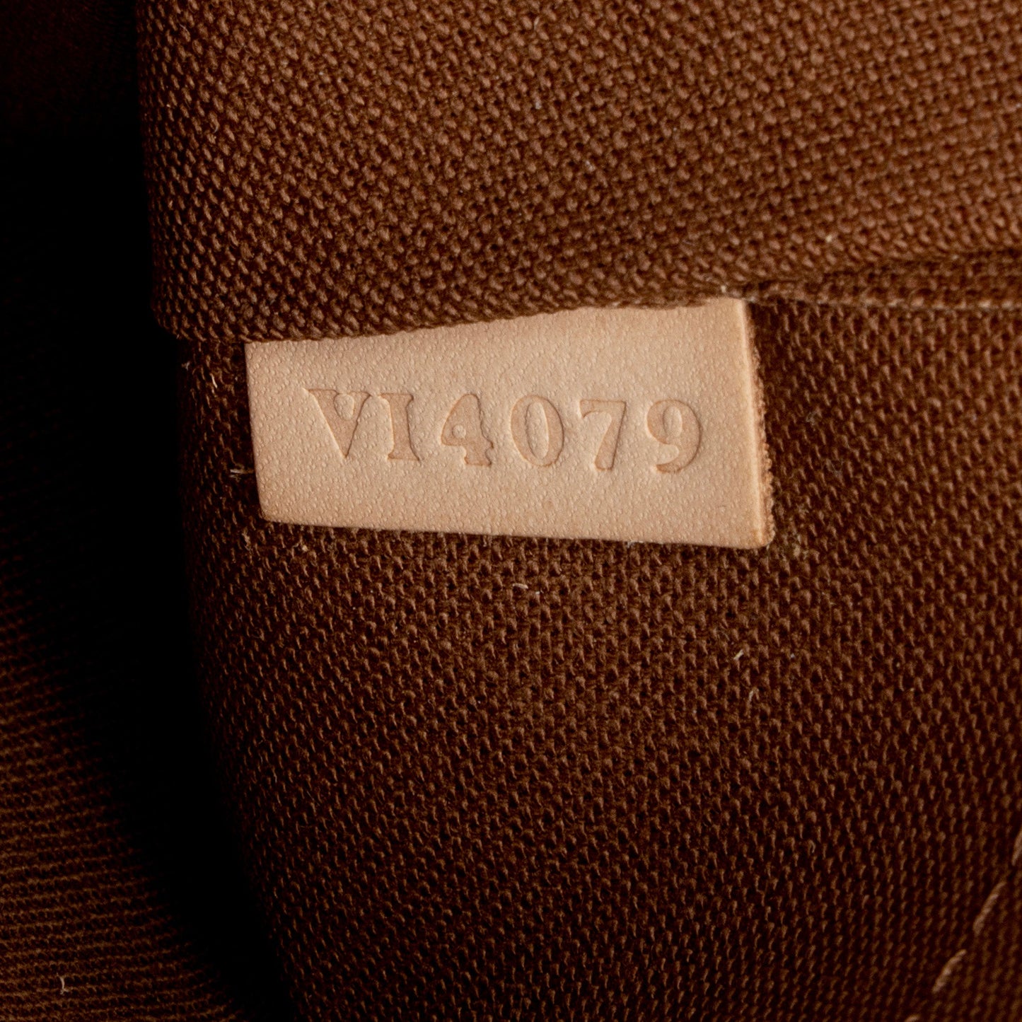 Louis Vuitton Monogram Canvas Palermo PM Tote (SHF-B28Qz3)