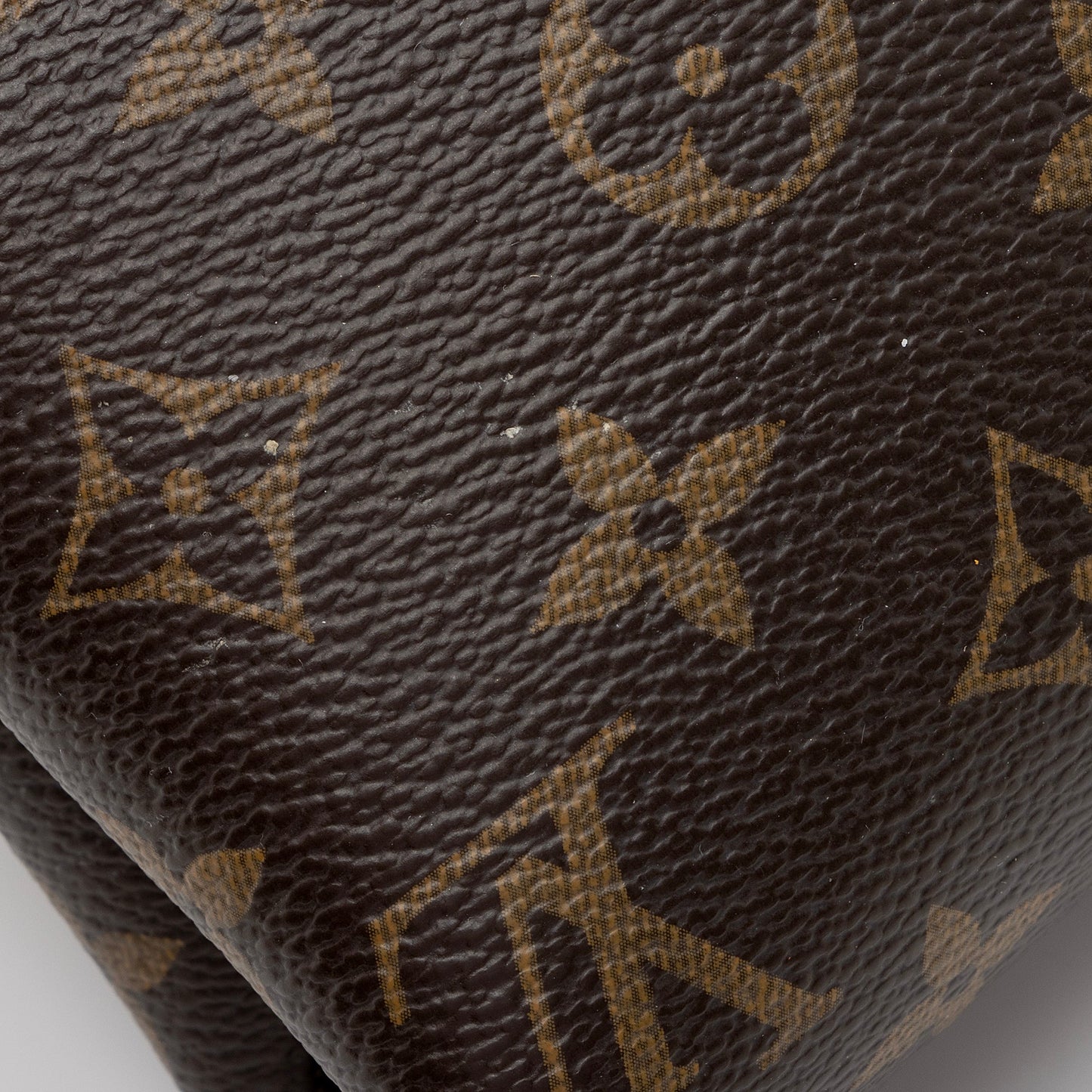Louis Vuitton Monogram Canvas Pallas Chain Shoulder Bag (SHF-6axUqc)