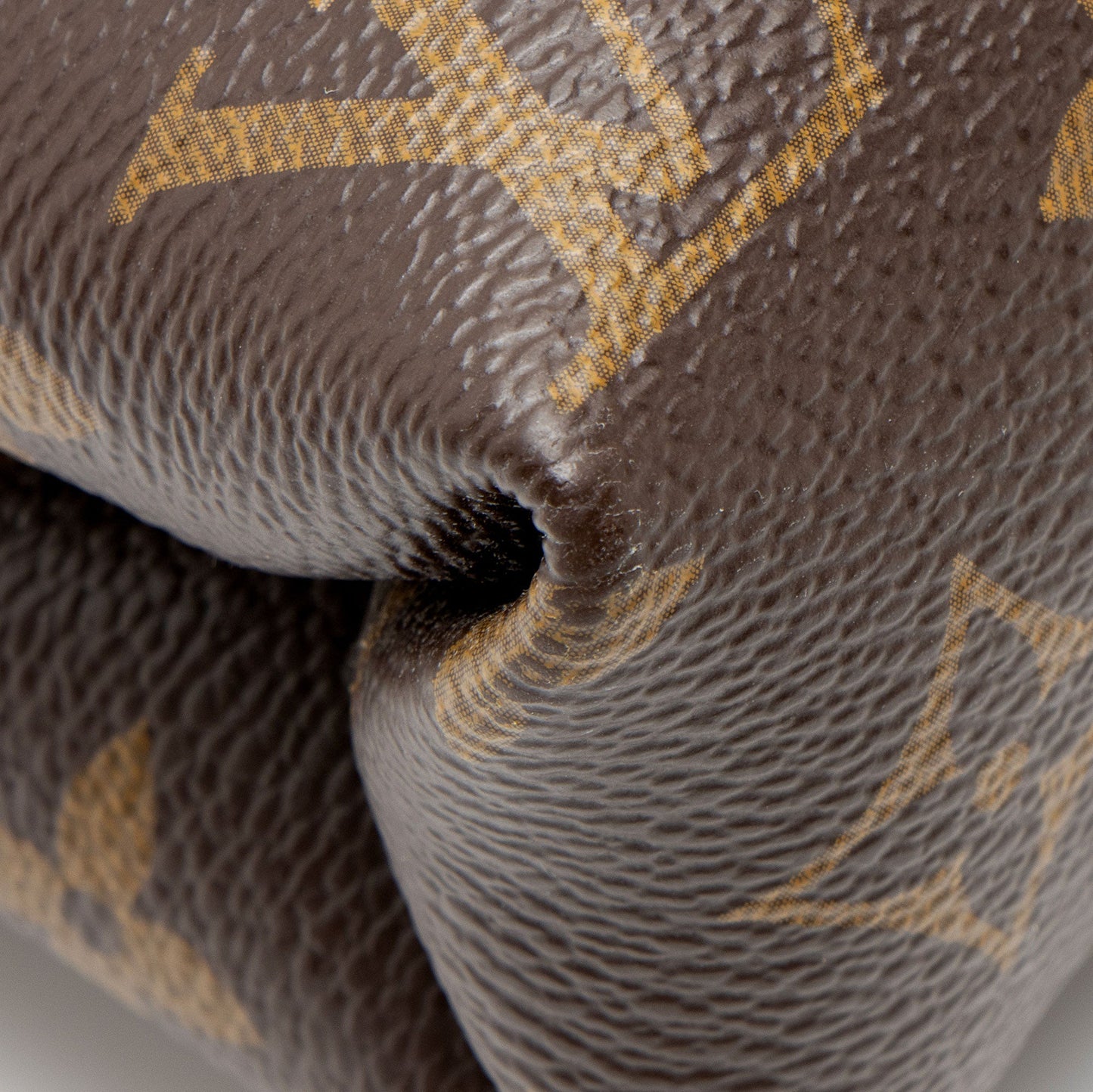 Louis Vuitton Monogram Canvas Pallas Chain Shoulder Bag