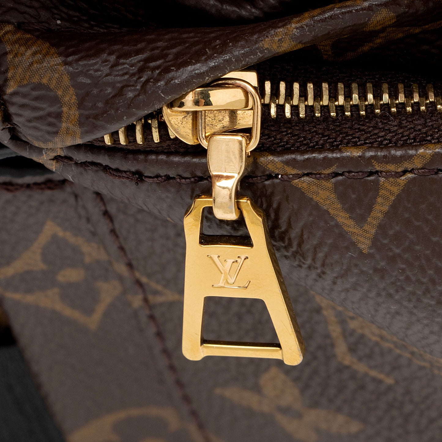 Louis Vuitton Monogram Canvas Palm Springs Mini Backpack (SHF-VmlH0l)